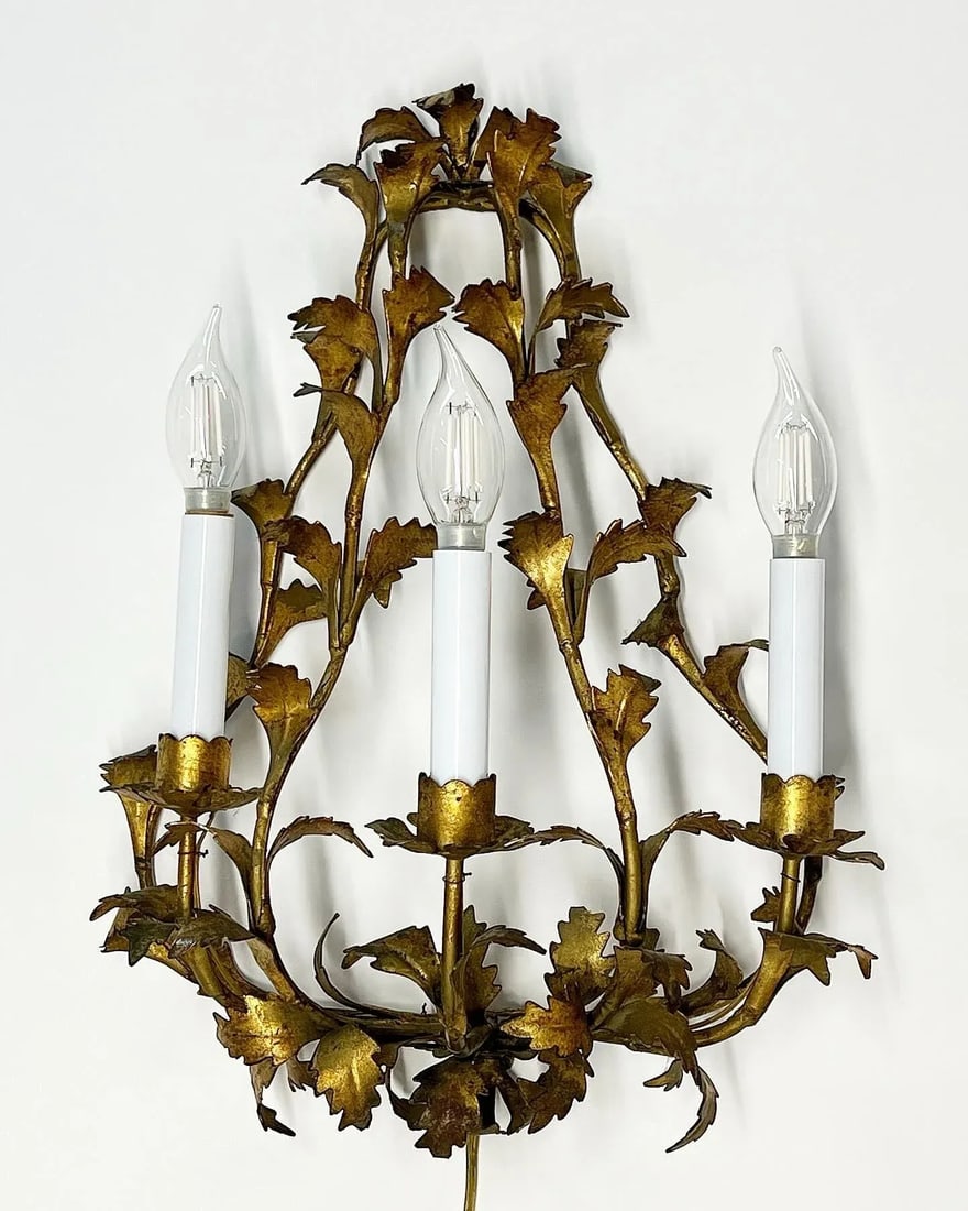 Pair of 1950 Italian Gilt Florentine Wall Sconces - 3