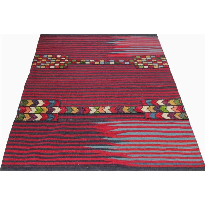 Handwoven Scandinavian Style Persian Kilim Area Rug - 4'2" * 5'8'' - 2