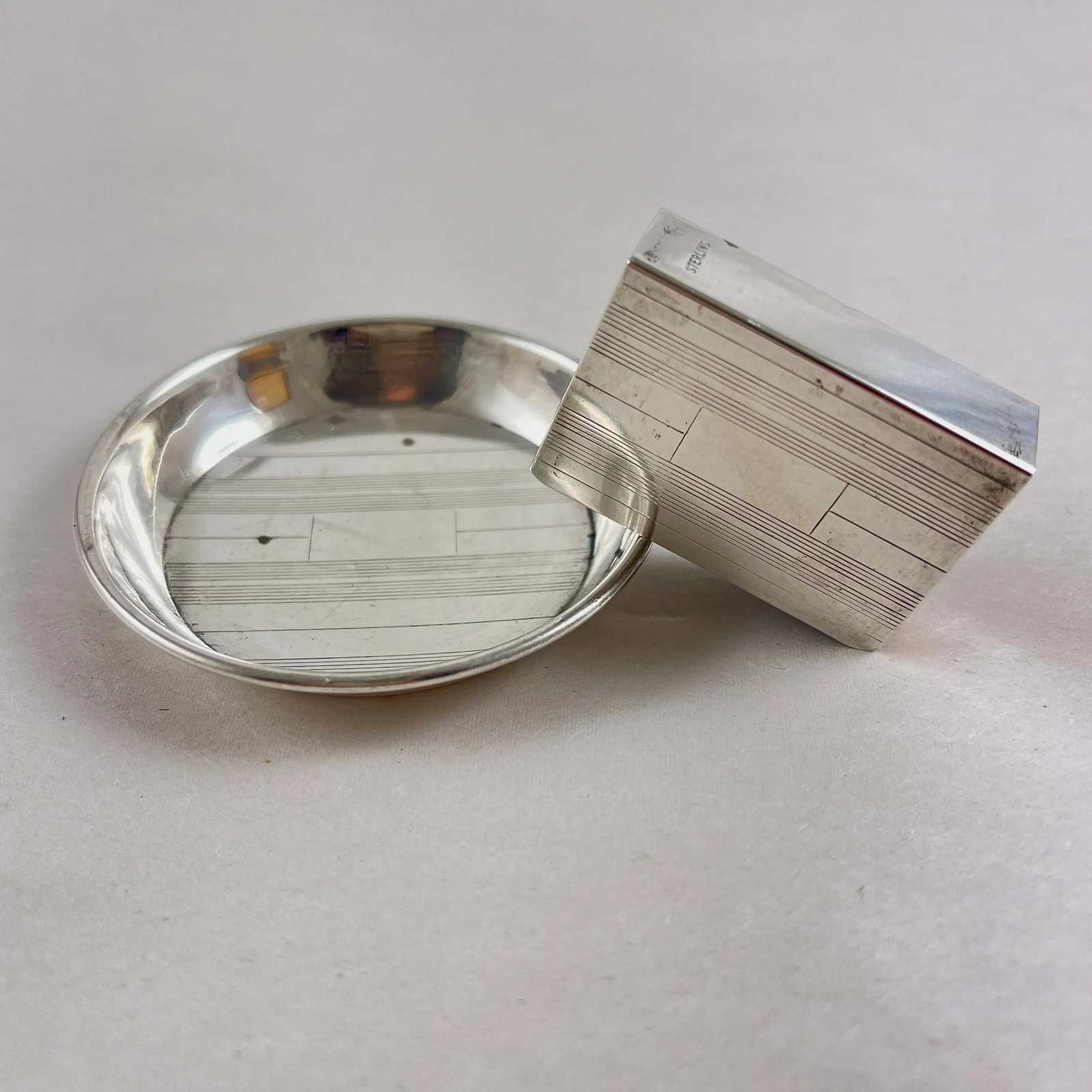 Art Deco Era Sterling Silver Personal Travel Ashtray & Match Holder - 3