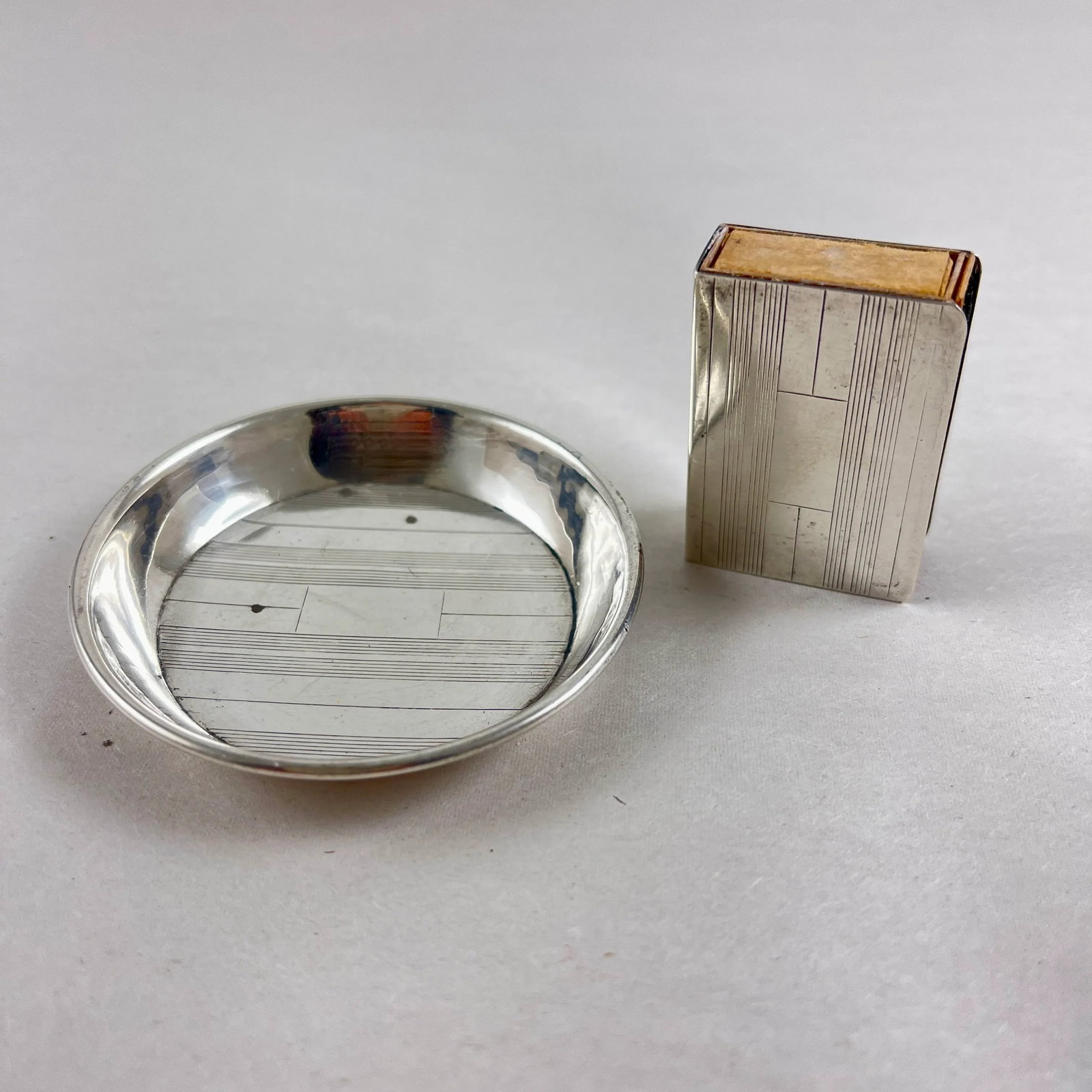 Art Deco Era Sterling Silver Personal Travel Ashtray & Match Holder - 4