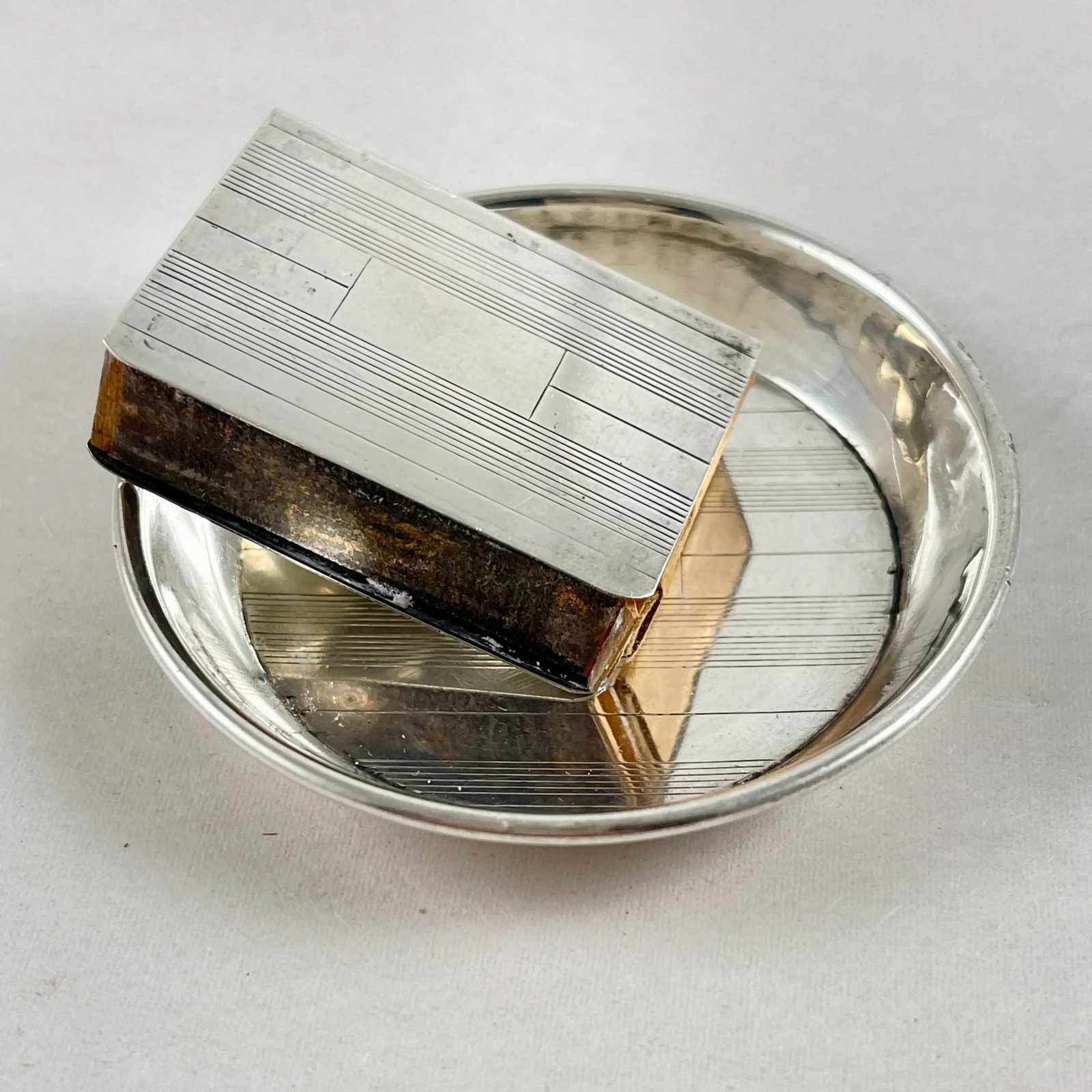 Art Deco Era Sterling Silver Personal Travel Ashtray & Match Holder - 5