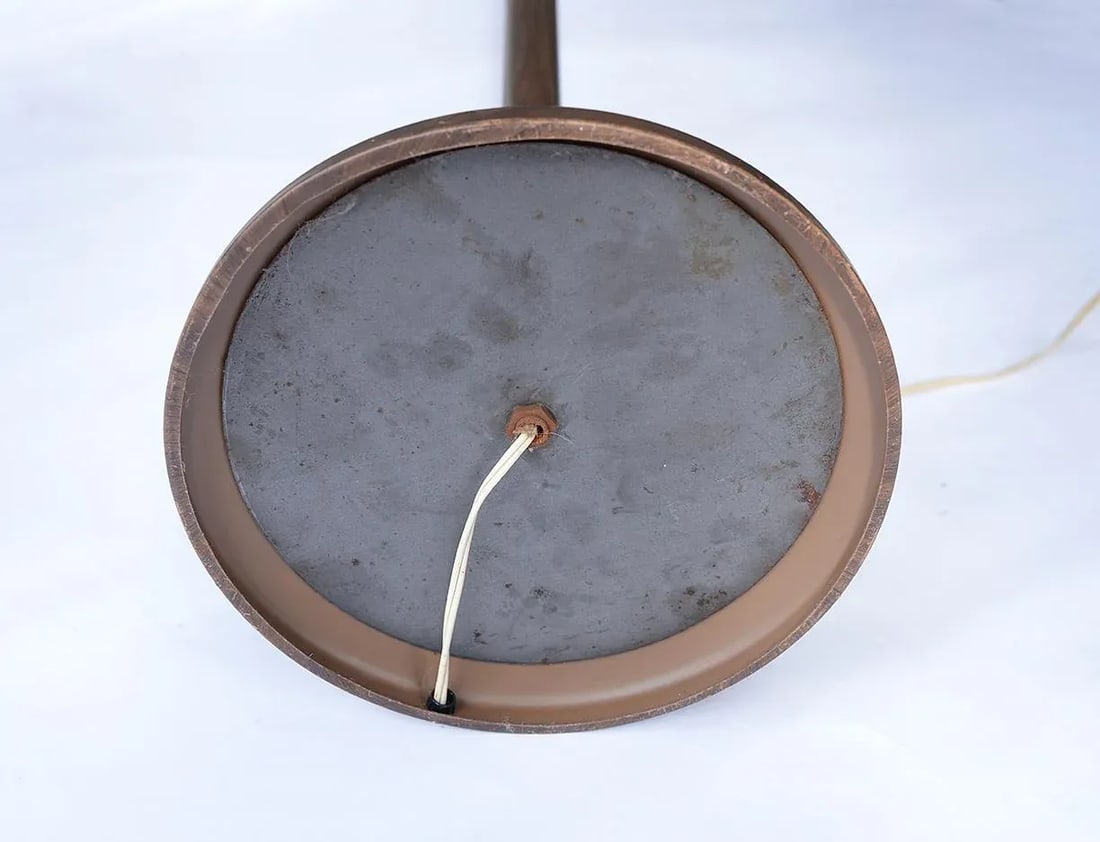1950s Mid-Century Modern Spun Gold Fiberglass Floor Lamp - 11