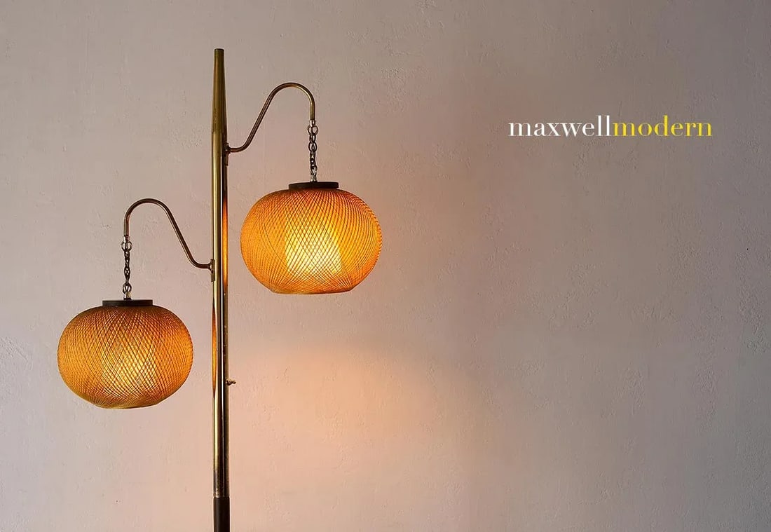 1950s Mid-Century Modern Spun Gold Fiberglass Floor Lamp - 2