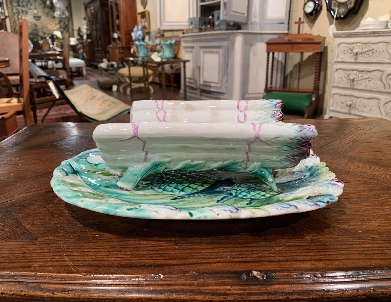 20th Century French Painted Barbotine Two-Piece Asparagus Dish From Luneville - 3