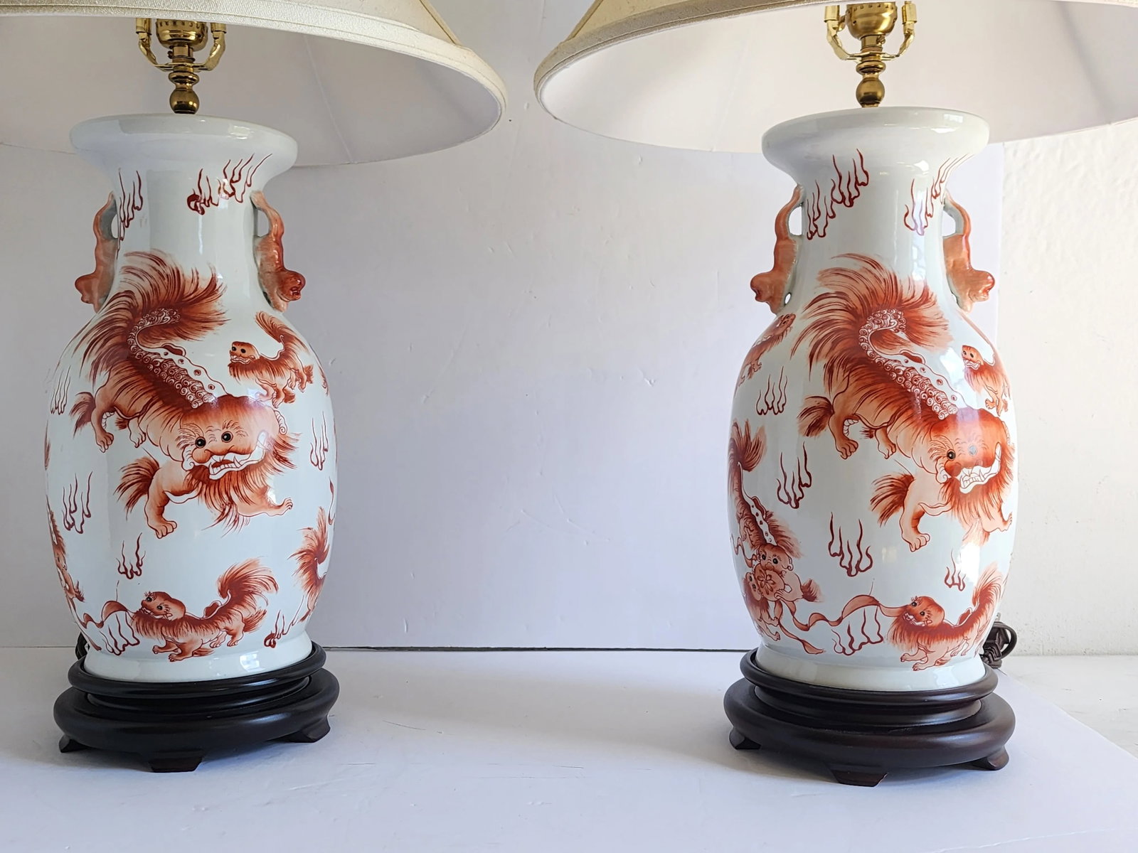 Vintage Mid 20th Century Foo Dog Motif Chinese Porcelain Table Lamps-a Pair - 4