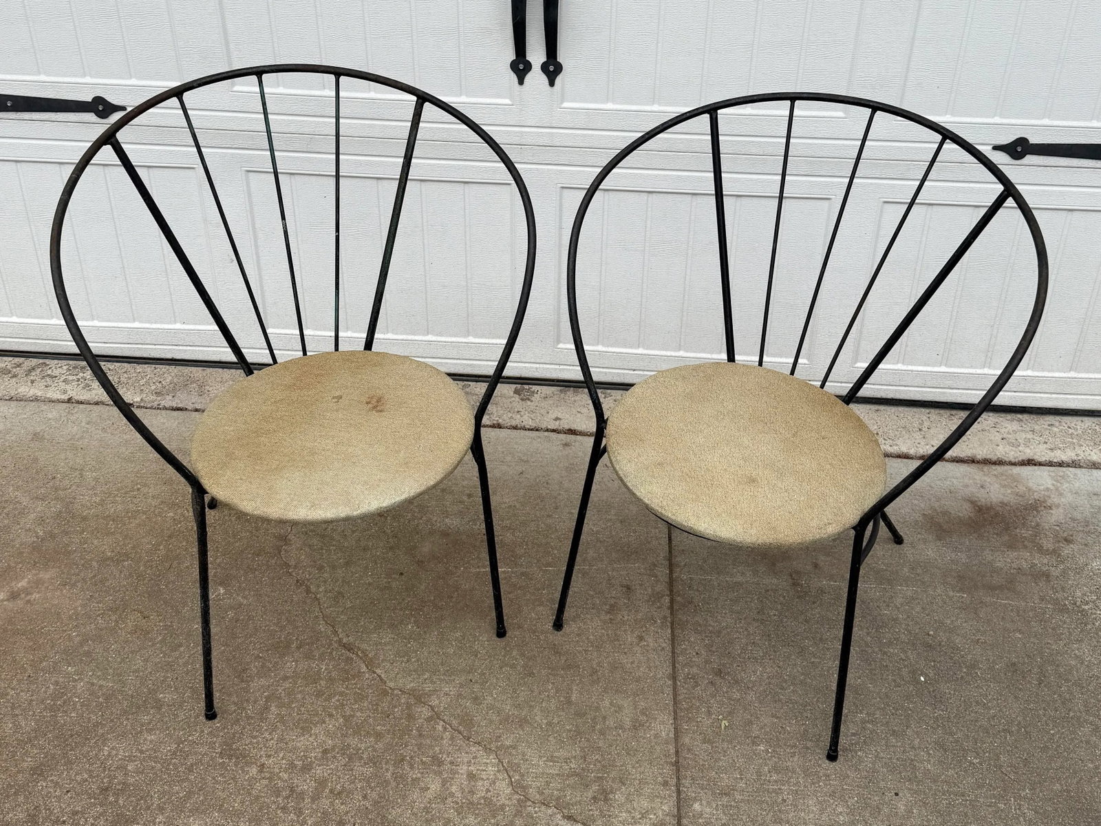 Pair of Mid-Century Modern Wrought-Iron Hoop Chairs - 2