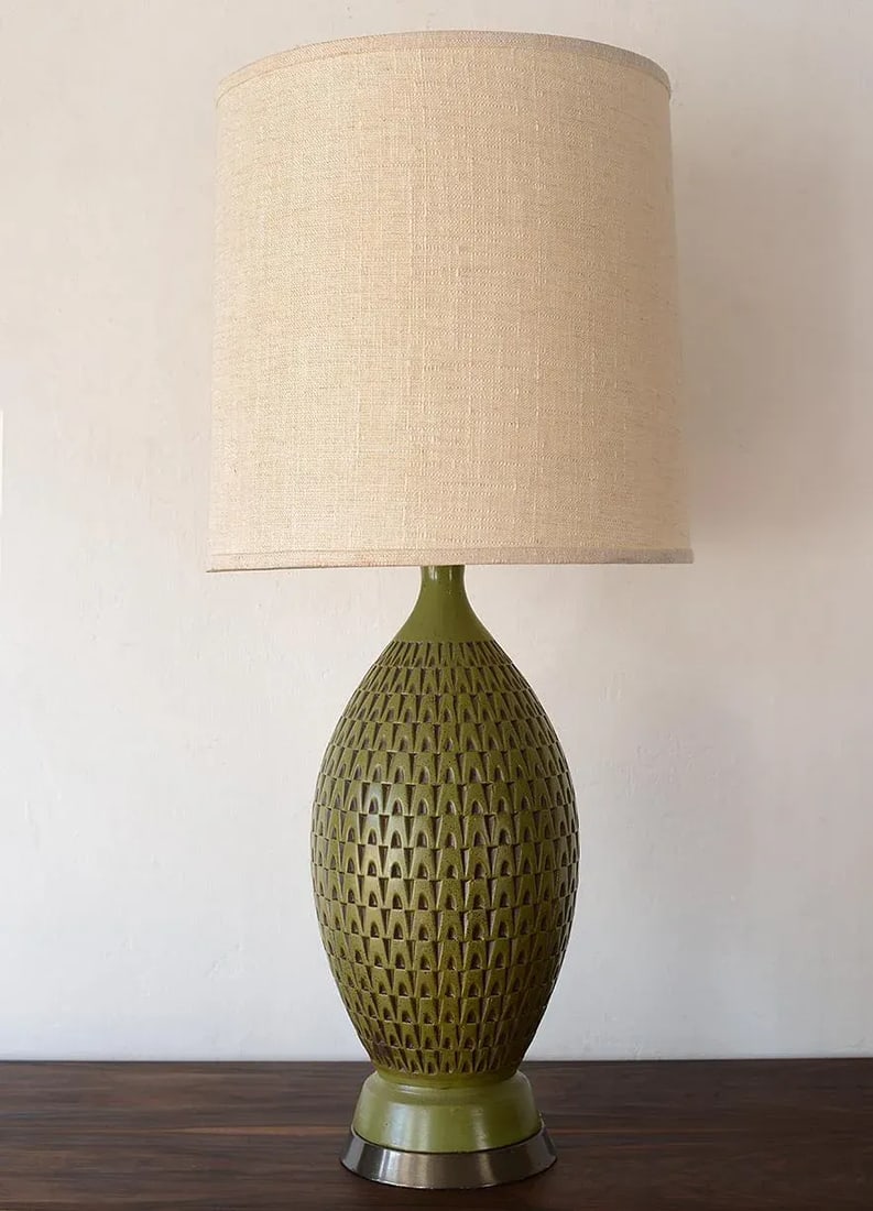 Mid-Century Green Abstract Pattern Molded Metal Table Lamp - 2