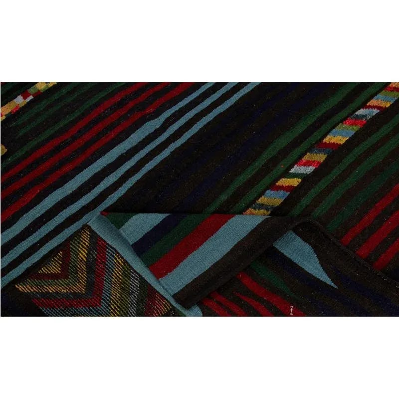 Handwoven Scandinavian Style Persian Kilim Area Rug - 4'5" * 5'9'' - 3