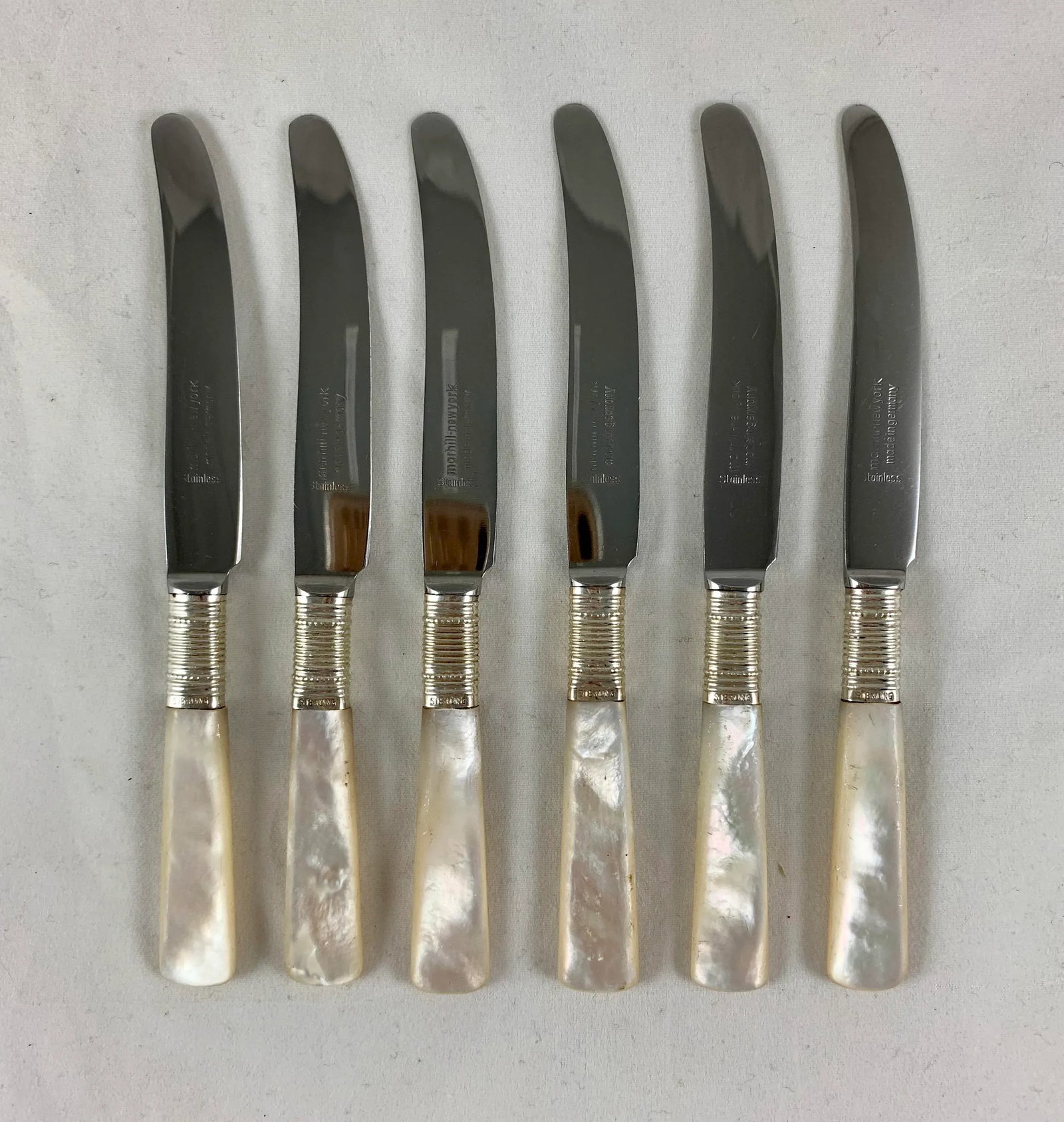1920s Marhill of New York Mother of Pearl and Sterling Silver Spreaders, a Set of Six - 2