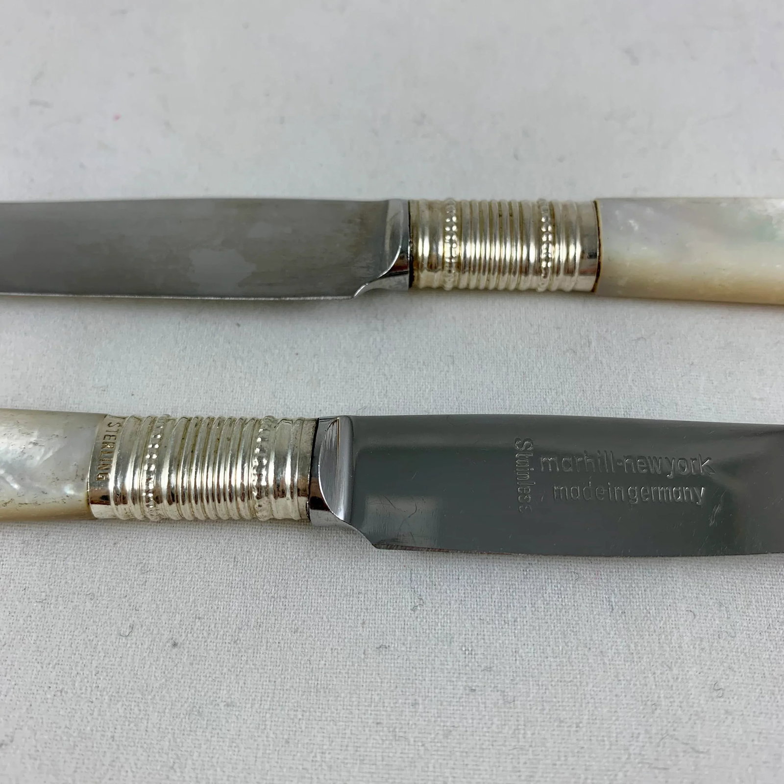 1920s Marhill of New York Mother of Pearl and Sterling Silver Spreaders, a Set of Six - 5