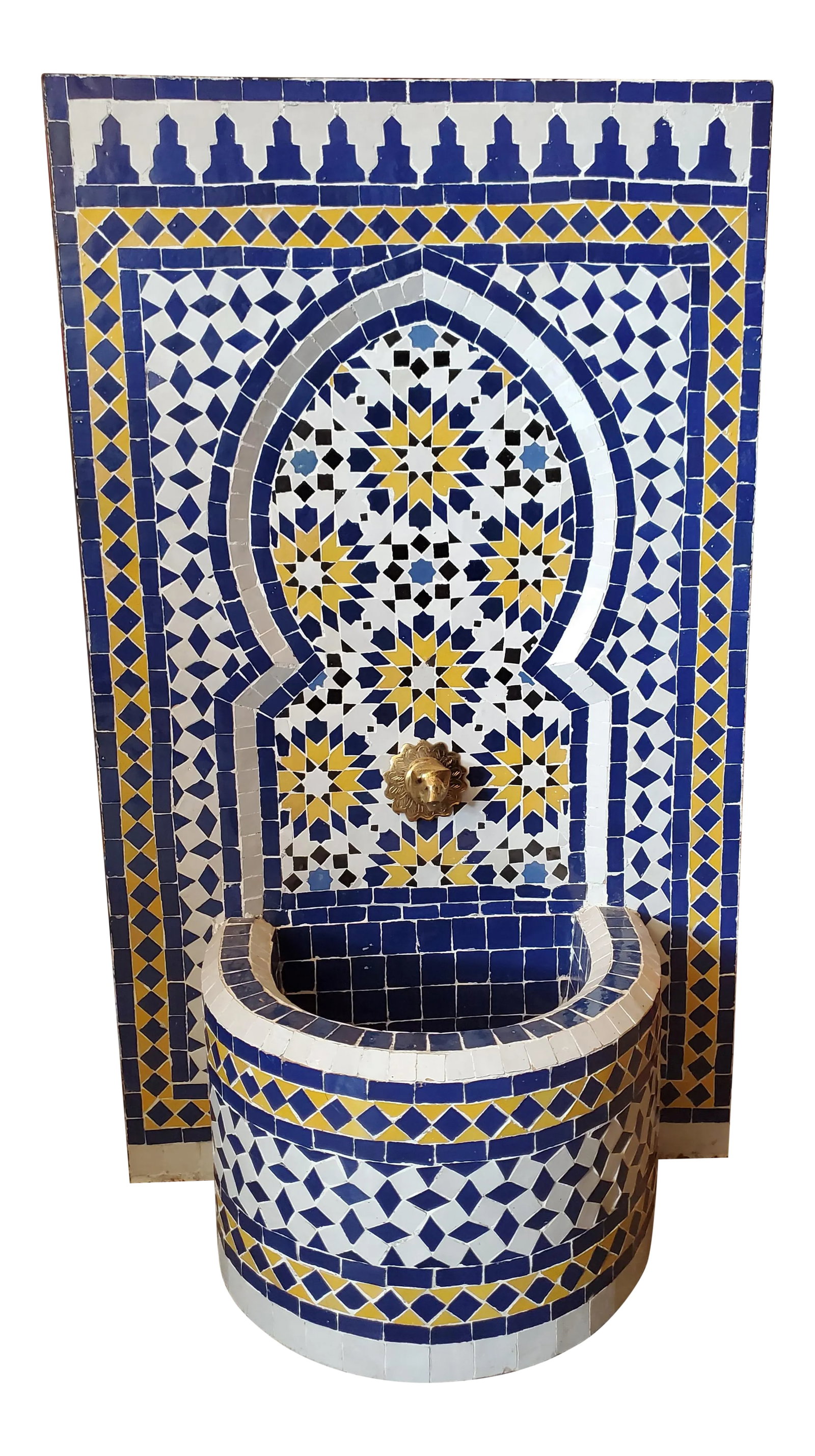 Tazia Blue/White/Yellow Moroccan Mosaic Tile Fountain: Just arrived !! Blue / white / yellow handmade Moroccan mosaic tile fountain made in Marrakech, Morocco. This amazing fountain measures approximately 44" high and 26" wide and comes with a boar's head
