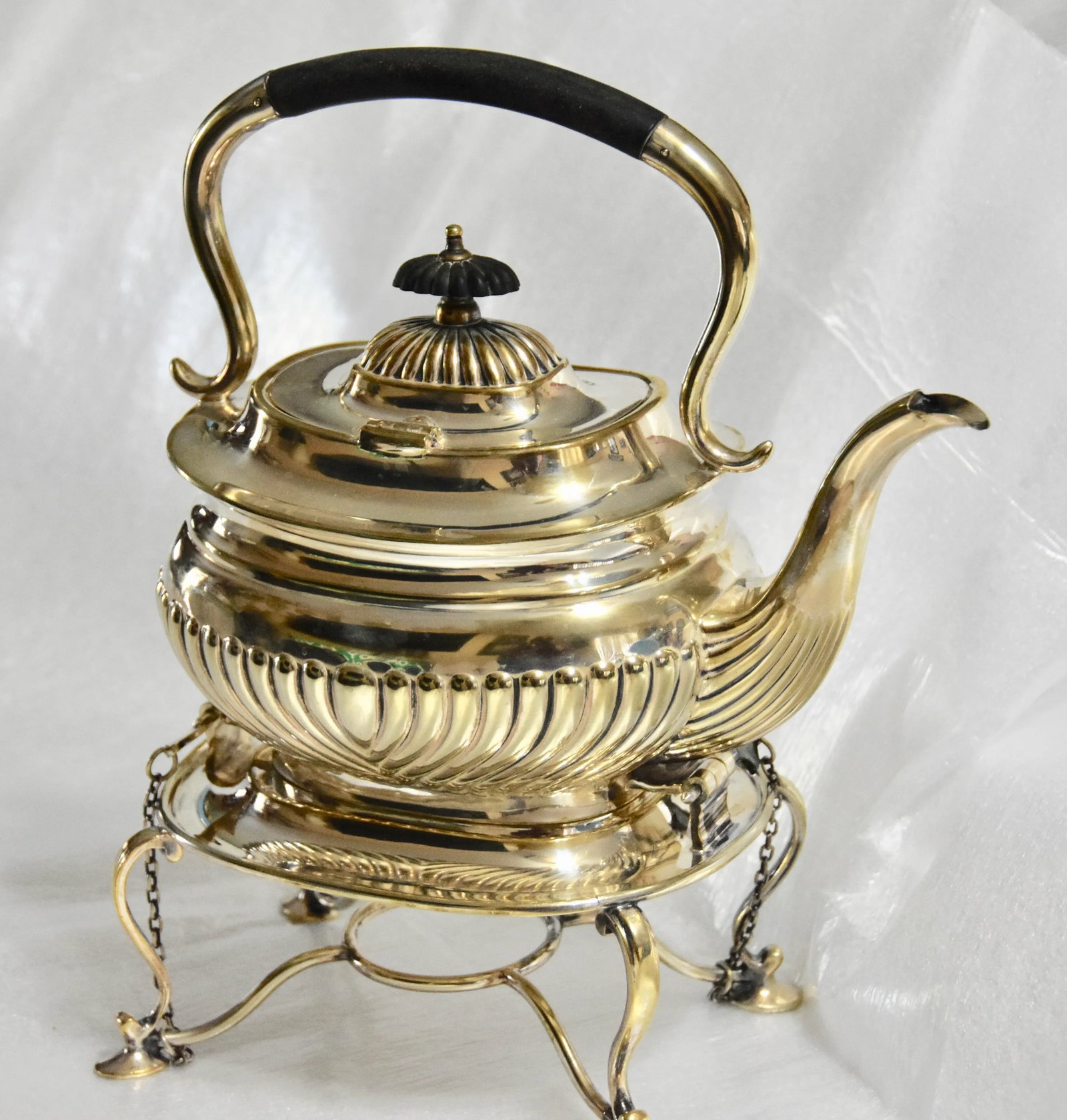 Sheffield Silver Plate Locking Tilting Kettle on Stand W/ Burner - 4