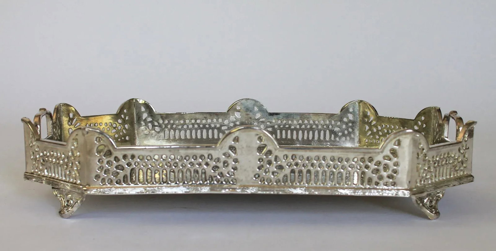 Vintage Edwardian-Style Reticulated Serving Tray - 4