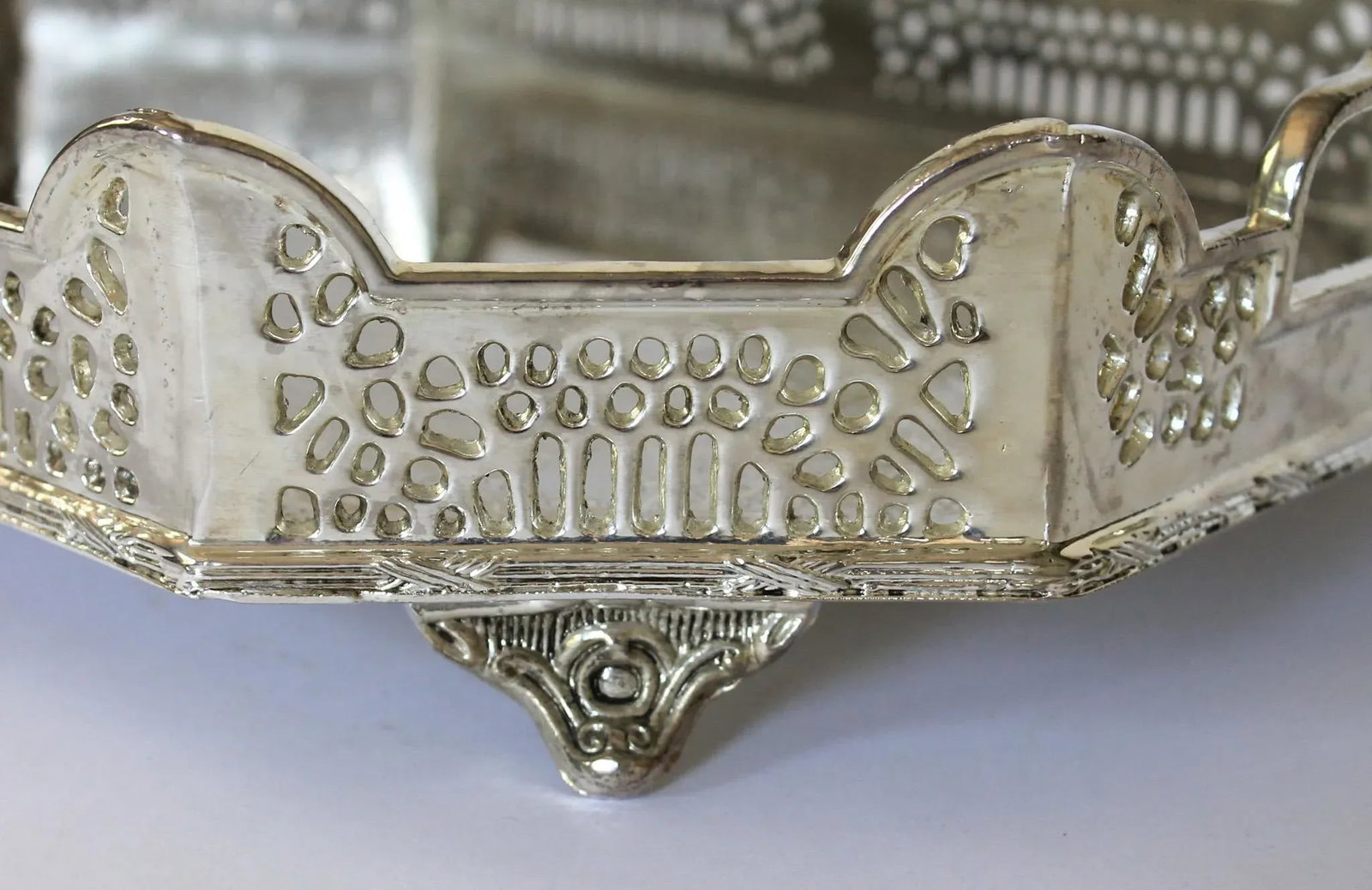 Vintage Edwardian-Style Reticulated Serving Tray - 9