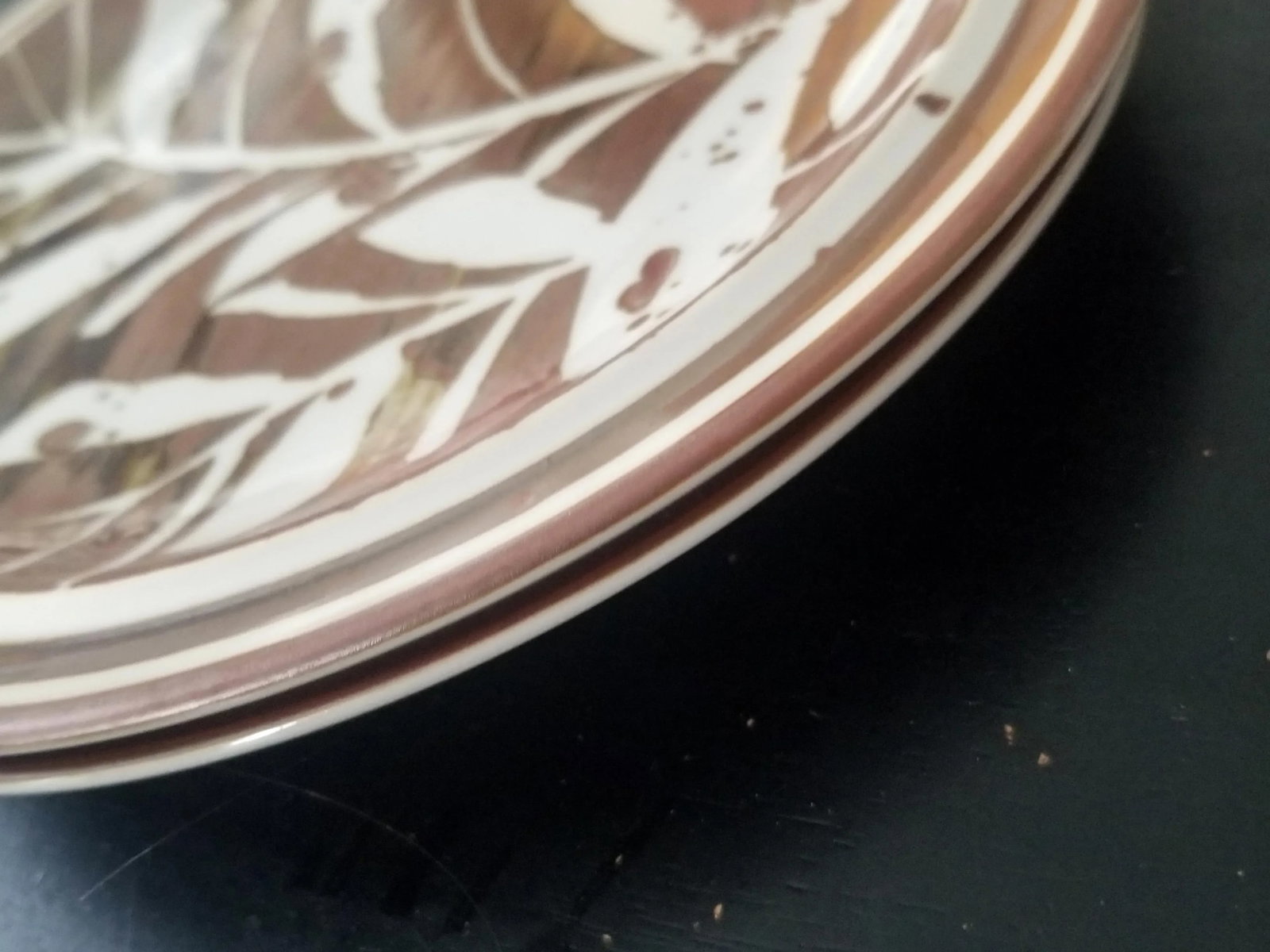 Late 20th Century Stoneware Plates - Set of 2 - 3
