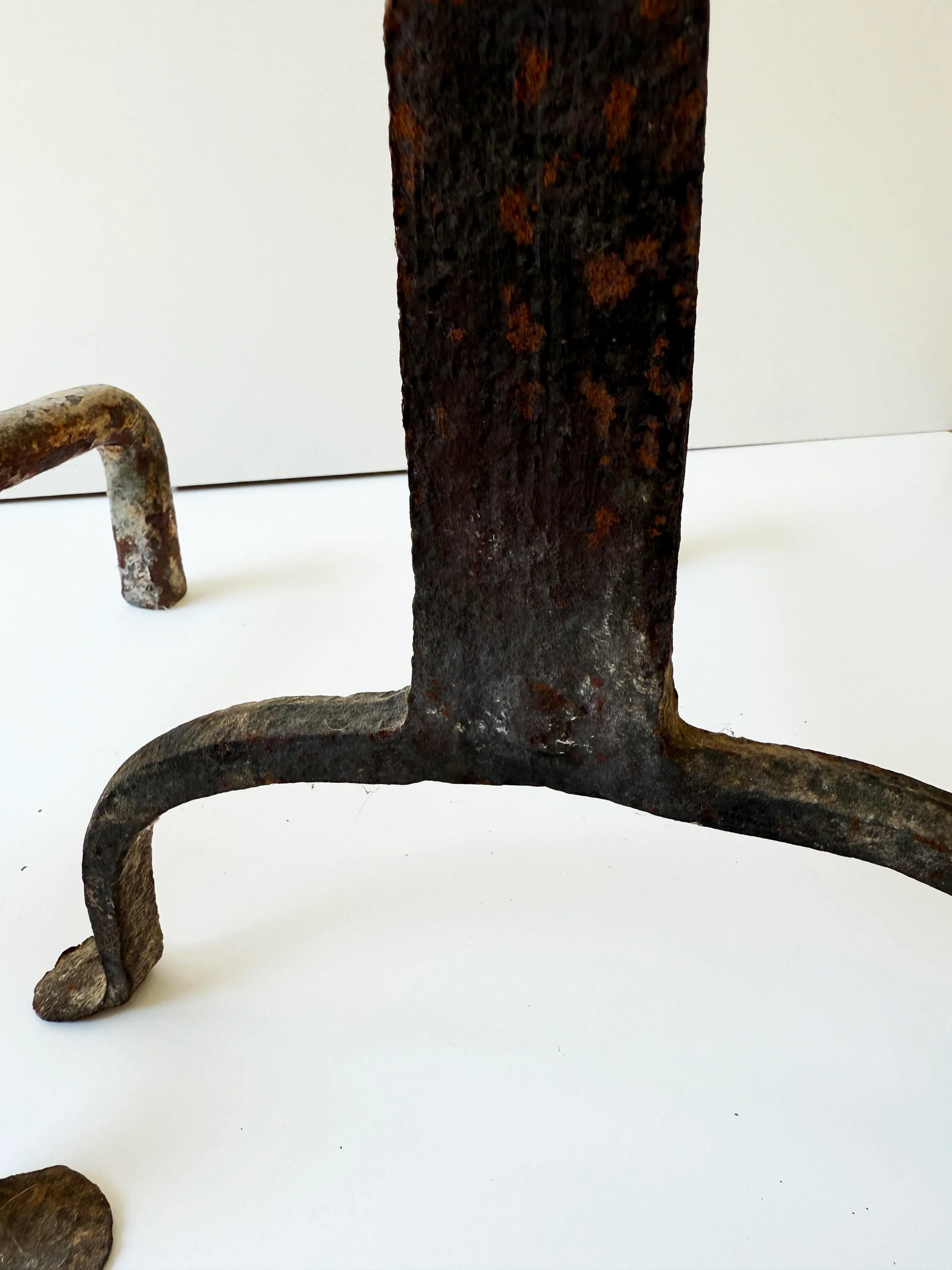 Pair of American Wrought Iron 'Goose-Neck' Andirons, Late 18th or Early 19th Century - 10