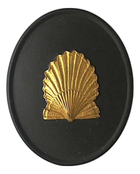 English Wedgwood Basalt Jasperware Scallop Seashell Box, Circa 1980s (1 of 12)
