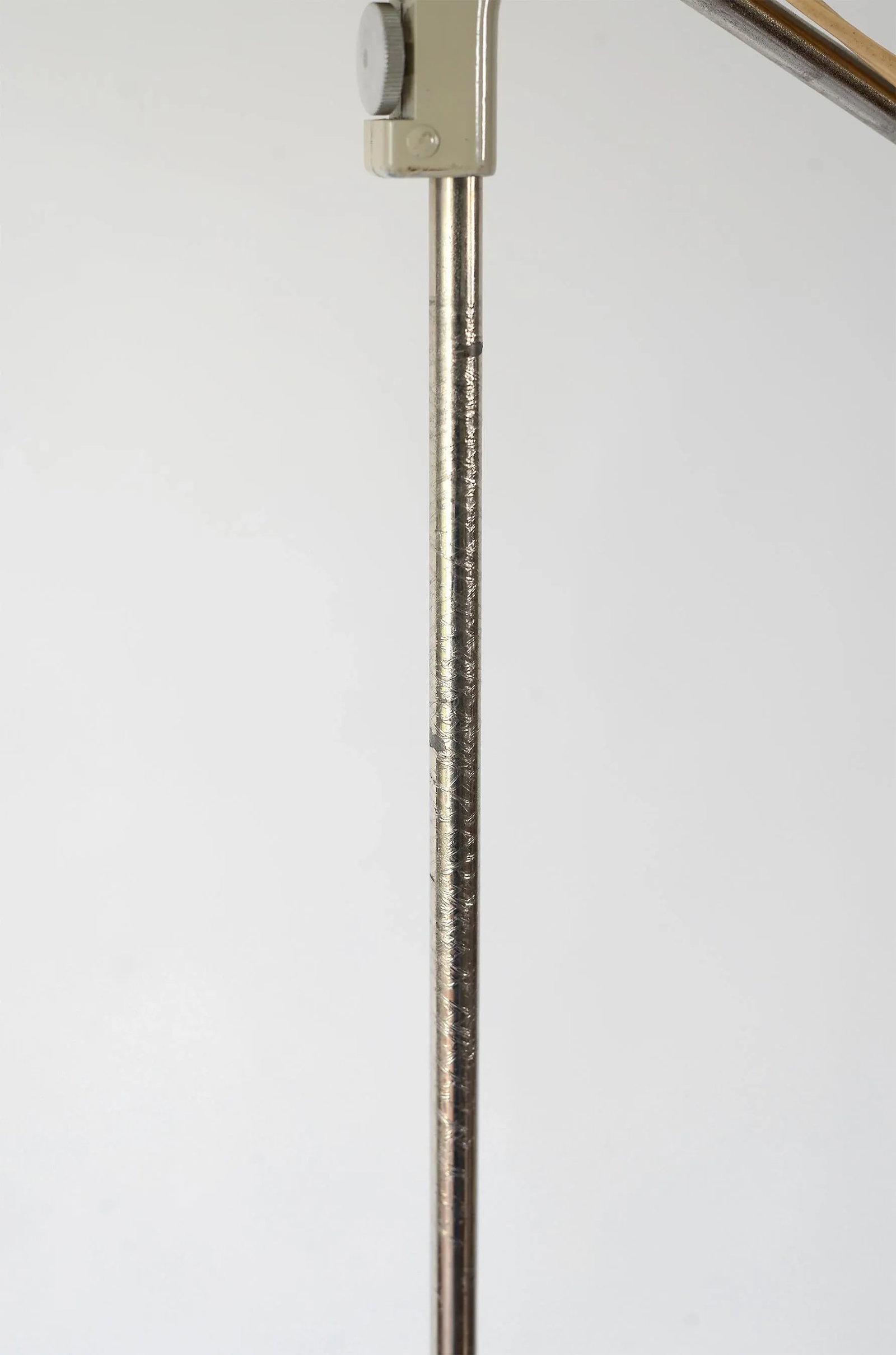 1950s Industrial Articulating Bretford Metal Tripod Floor Lamp - 11