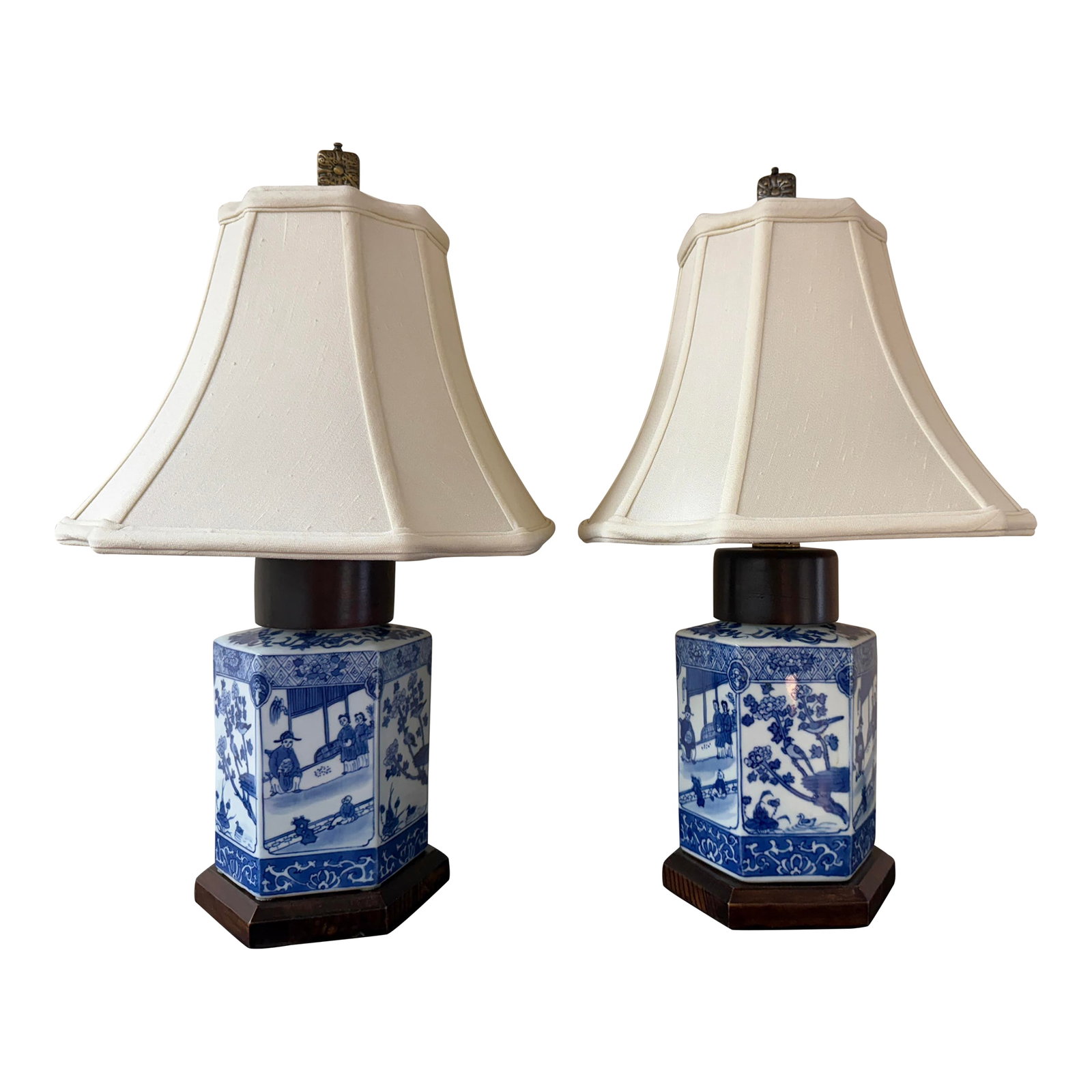 Blue and White Vintage Lamps With Asian Motifs, a Pair, Silk Shades (1 of 10)