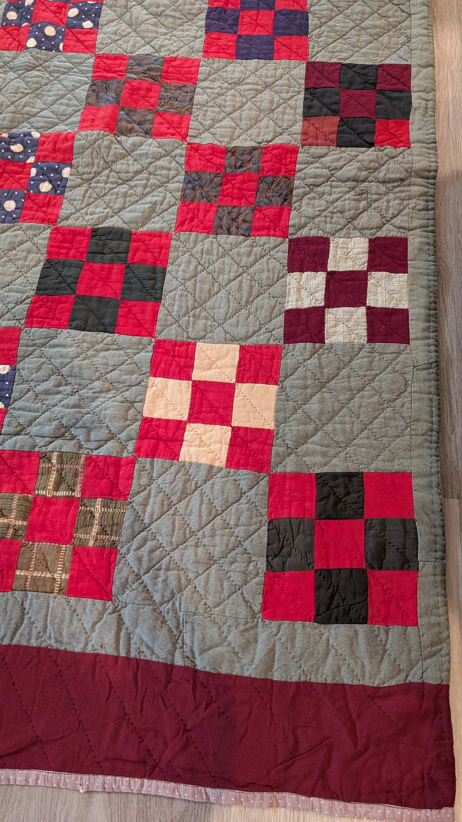 Vintage Country Style Handmade Block Quilt - 4