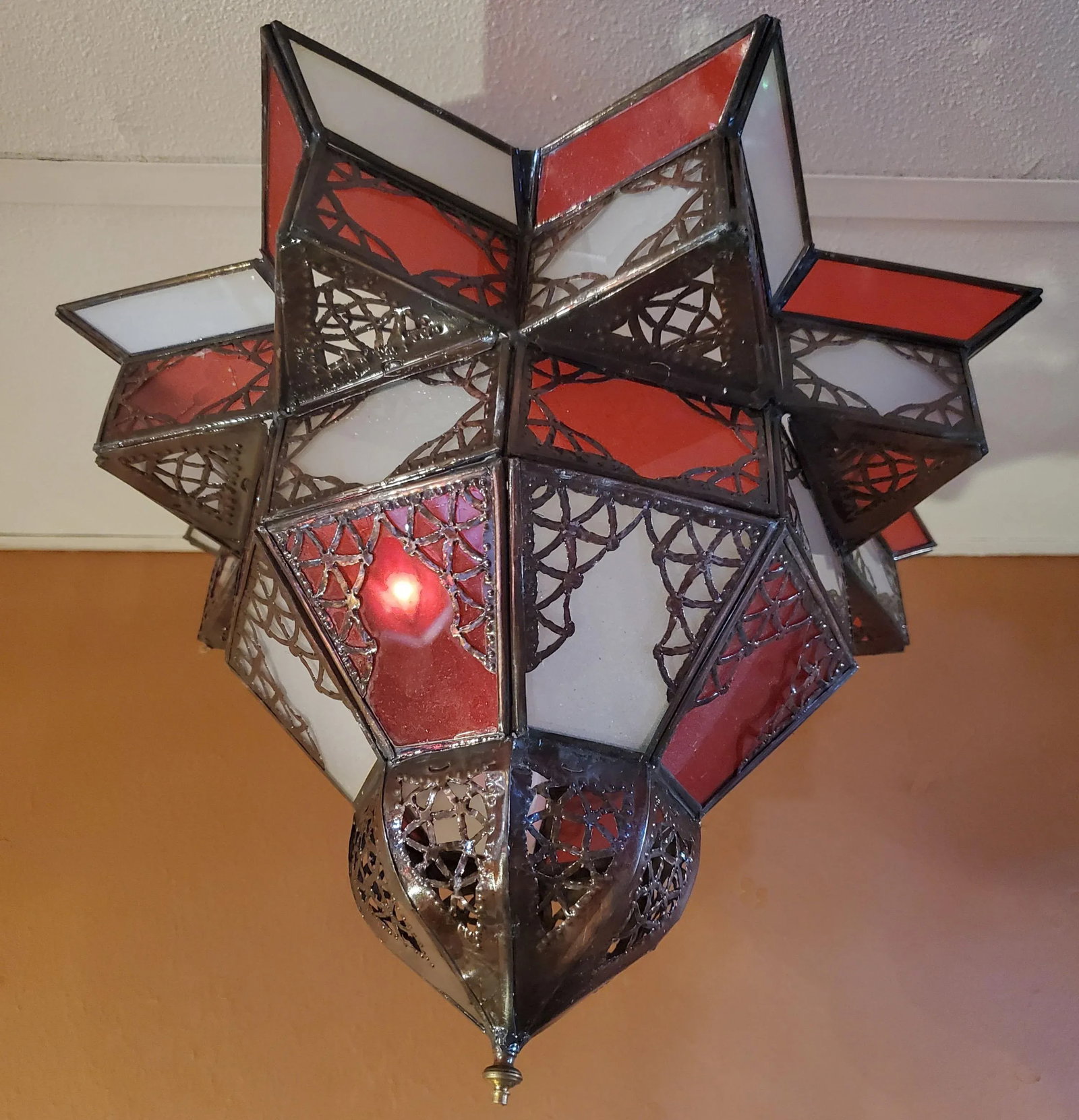 Moroccan Nejma Style Red and White Glass Lantern - 7