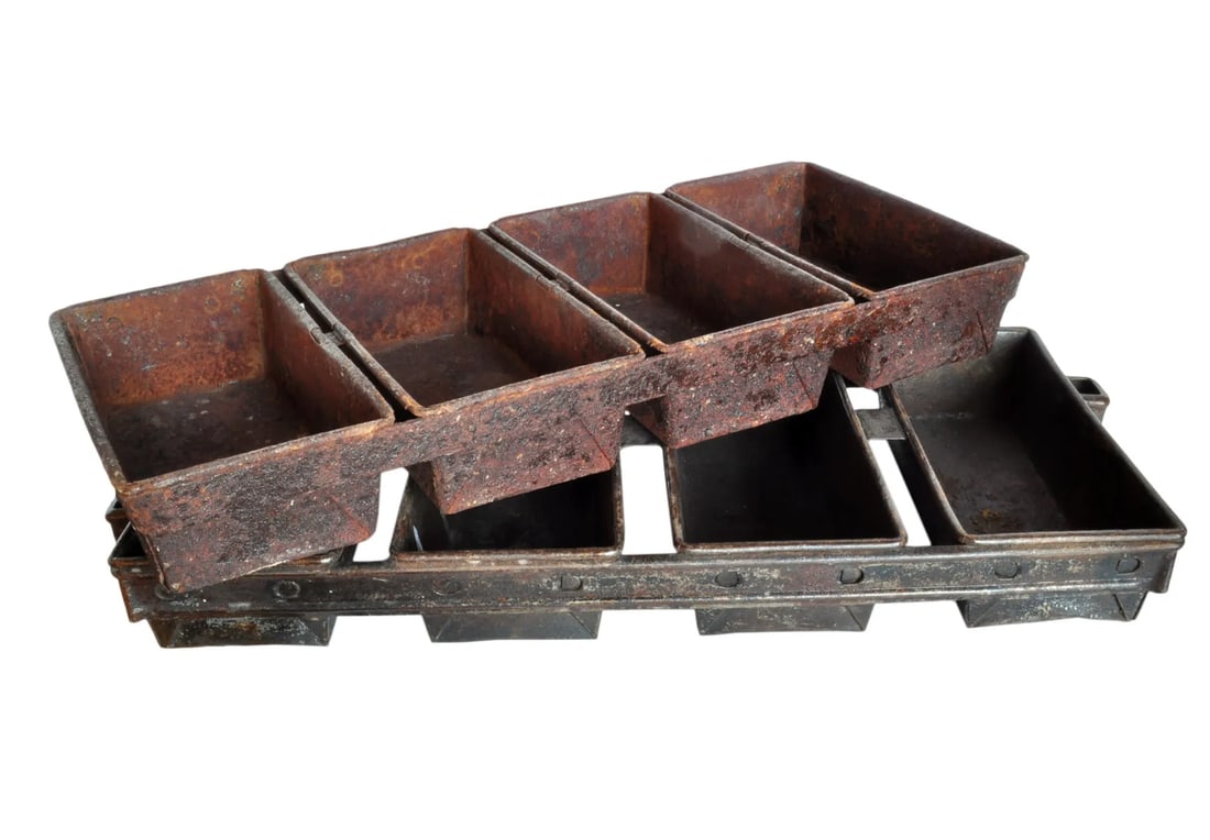 Vintage Bread Pans - Pair - 2
