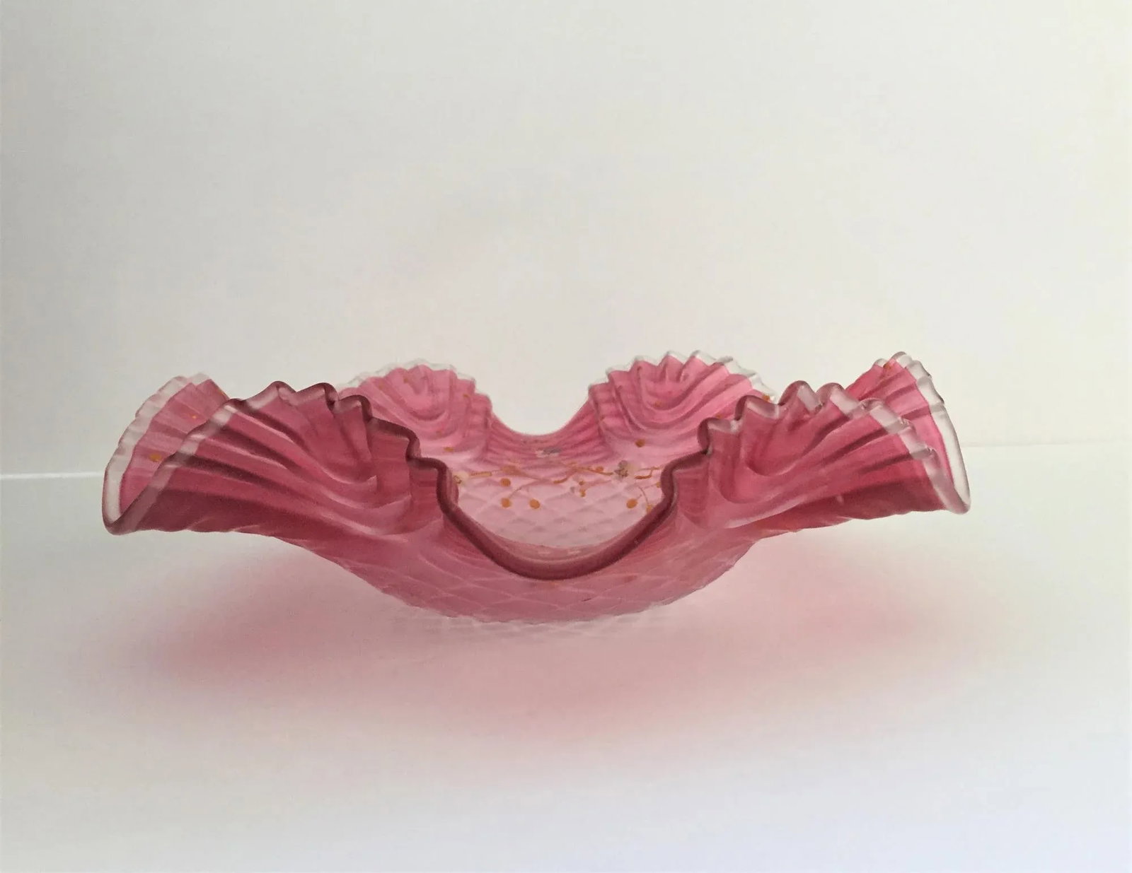 Late 19th Century Bohemian Victorian Art Glass Pink Cranberry Satin Glass Bride's Bowl with Diamond - 3