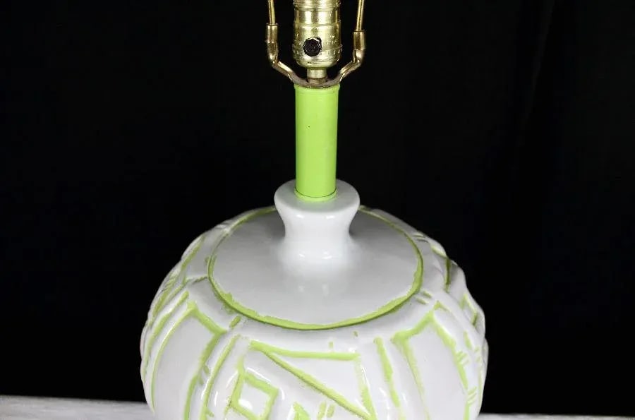 1970s Faux Bamboo Pottery Table Lamp - 9