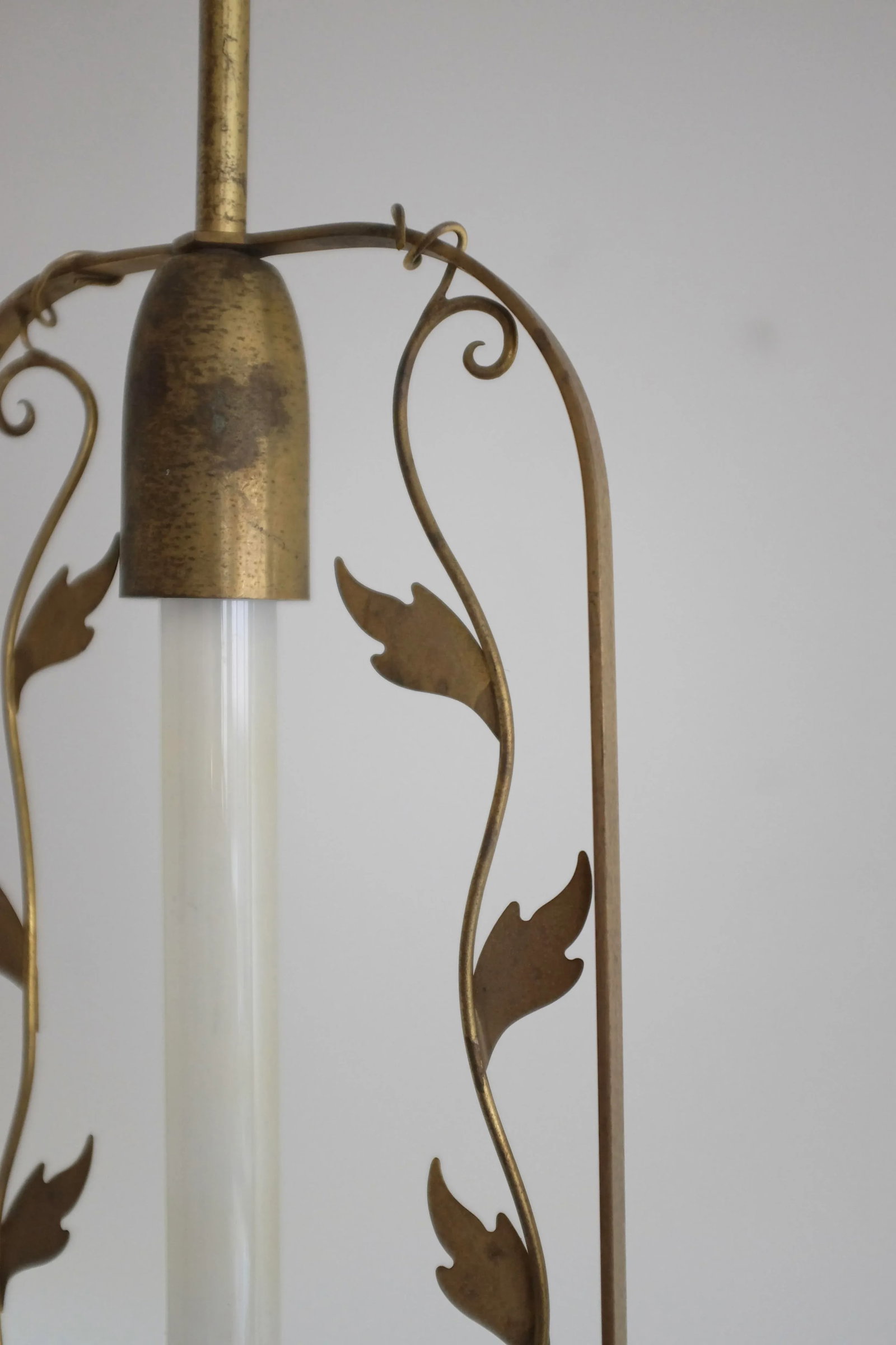 1950s Scandinavian Modern Leaf Decorated Pendant - 5
