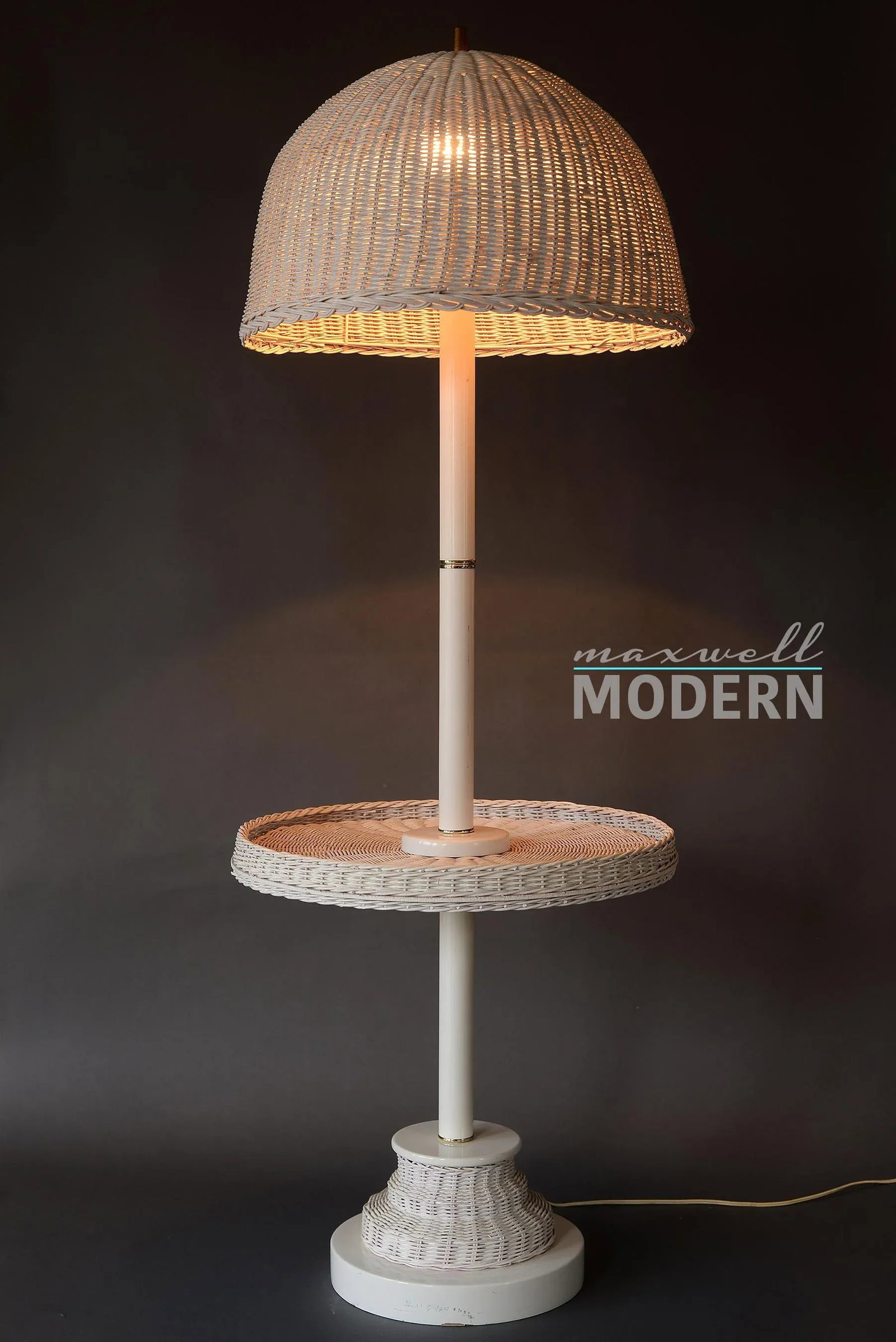 1970s Vintage White Wicker Floor Lamp With Table Shelf - 4