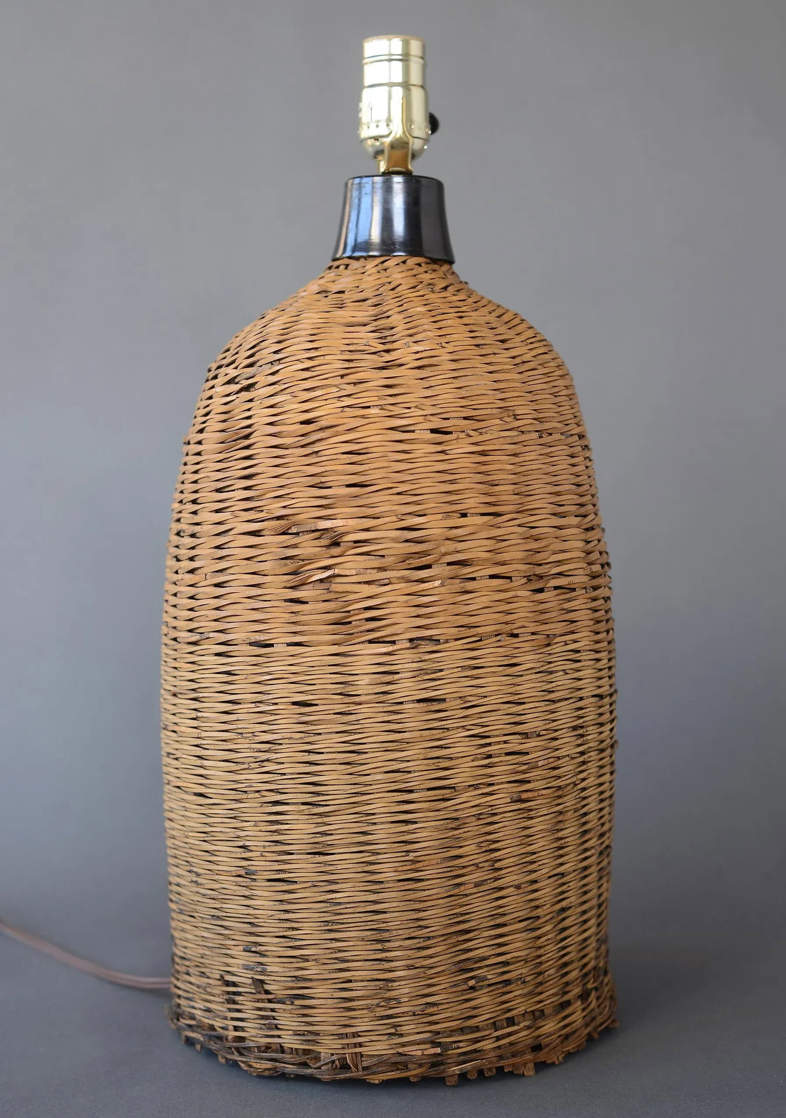 1970s Vintage Modern Boho Wicker Table Lamp - 13