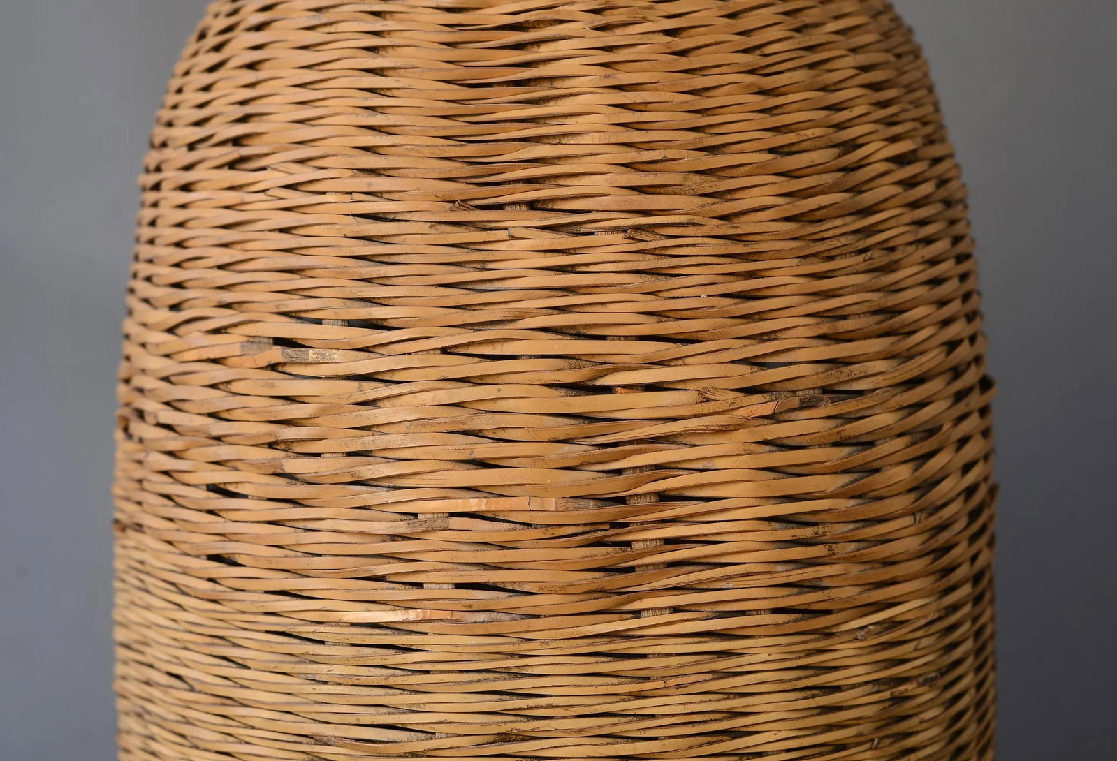 1970s Vintage Modern Boho Wicker Table Lamp - 7