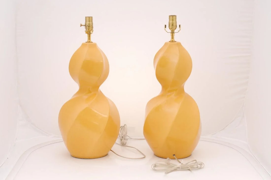 Beautiful Yellow Crackle Ceramic Double Gourds, Circa 1970s - 5