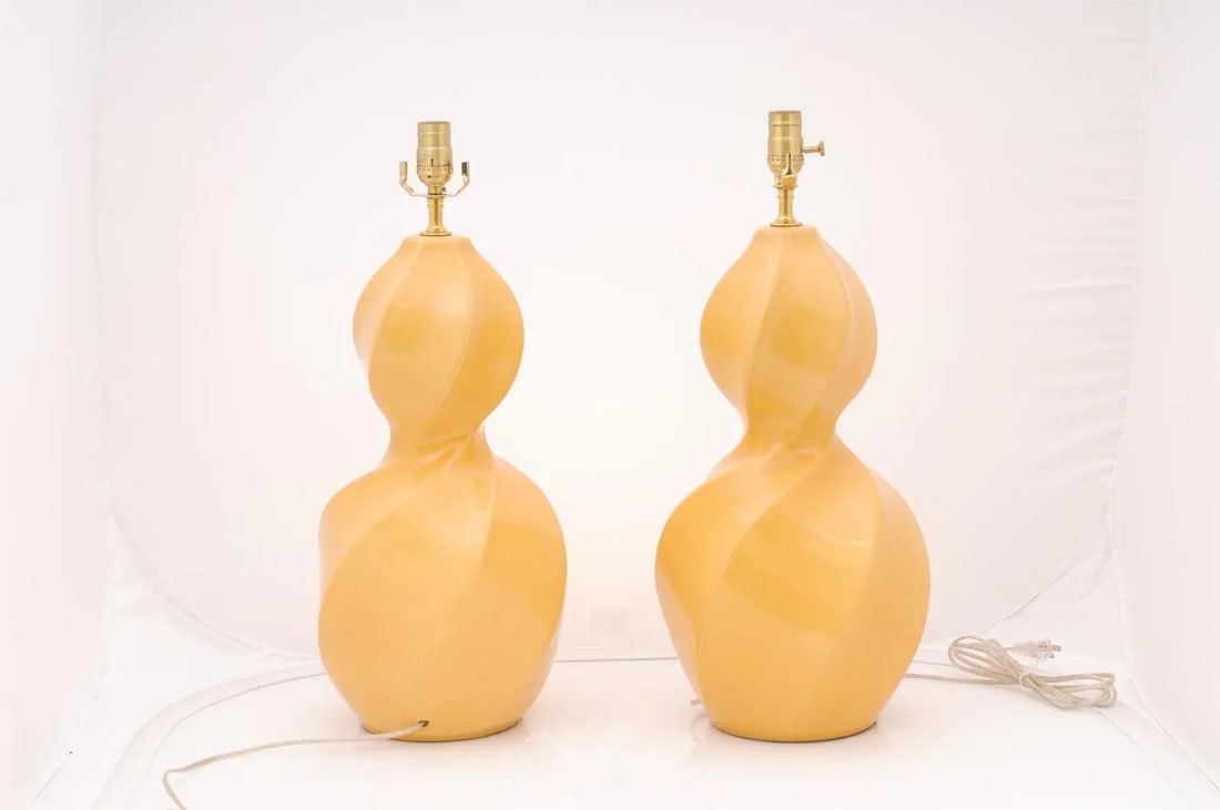 Beautiful Yellow Crackle Ceramic Double Gourds, Circa 1970s - 6