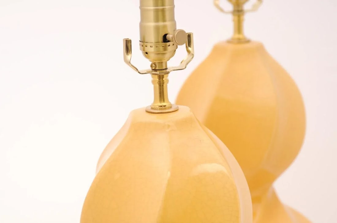 Beautiful Yellow Crackle Ceramic Double Gourds, Circa 1970s - 9