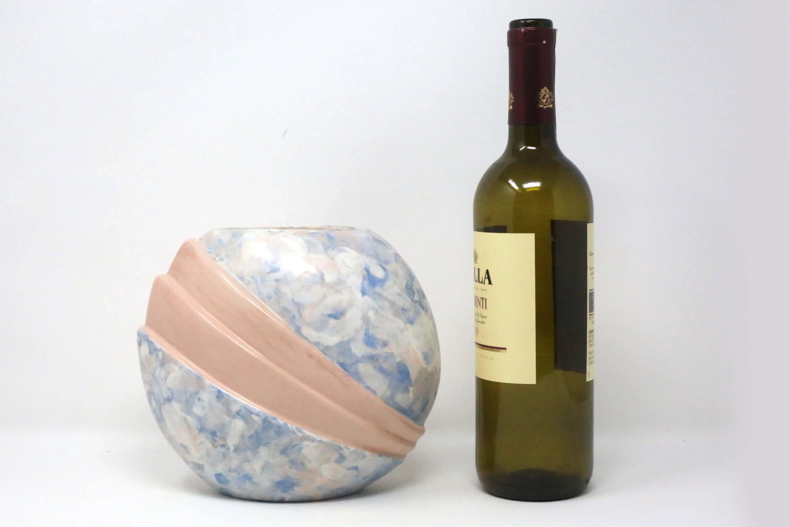 1960's Mid-Century Pink Blue and White Art Deco Ceramic Vase - 8
