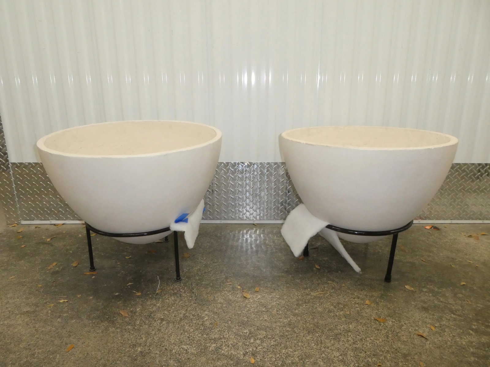 Mid Century Modern Atomic Age Planters With Wrought Iron Holders - a Pair - 2