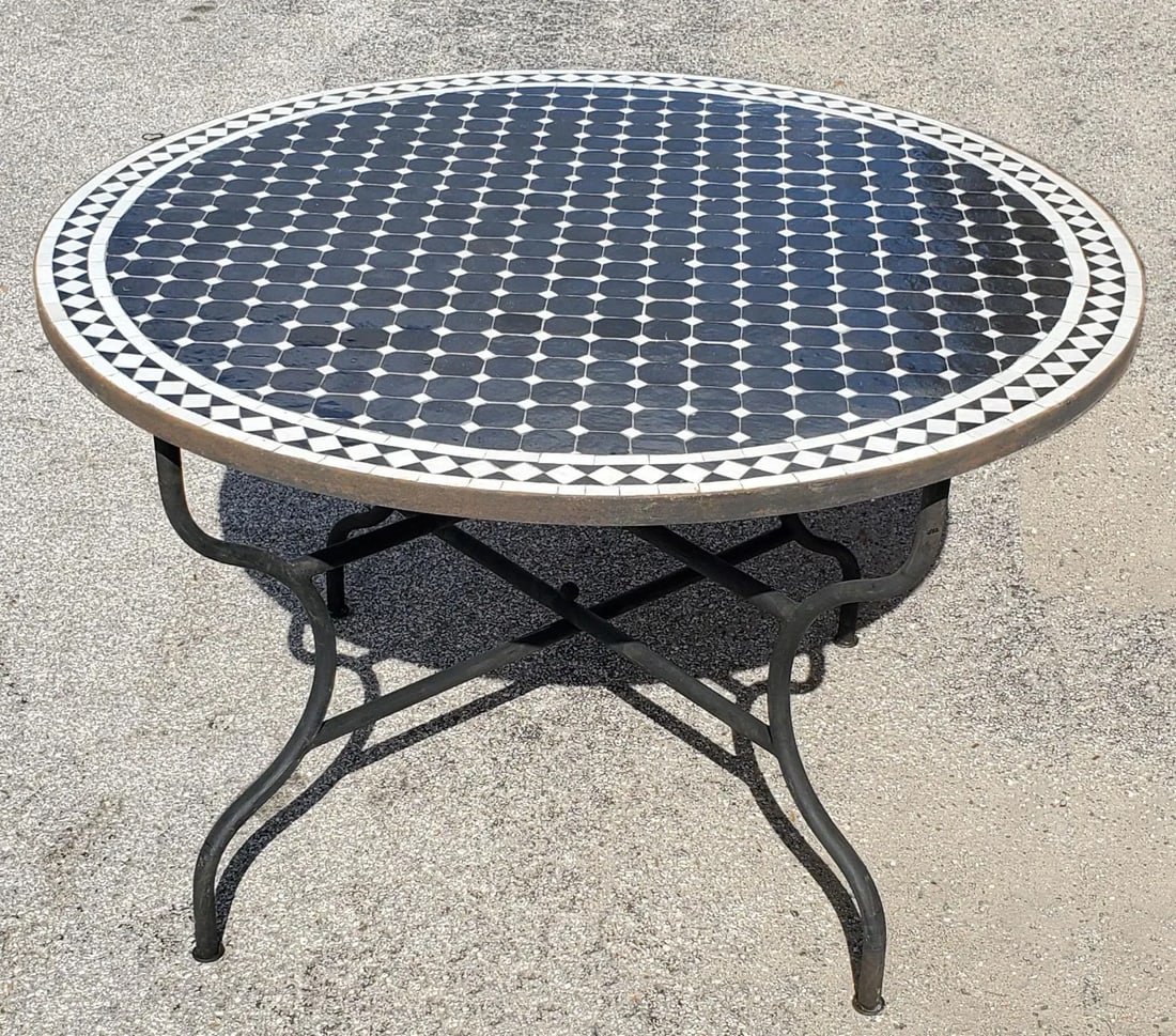 48" Moroccan Black and White Round Mosaic Table - 7