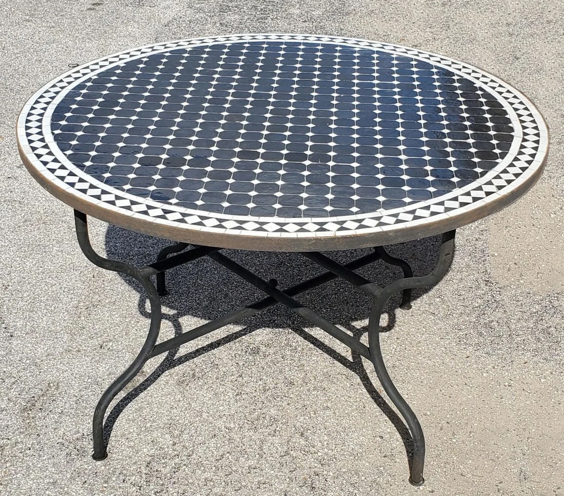 48" Moroccan Black and White Round Mosaic Table - 8