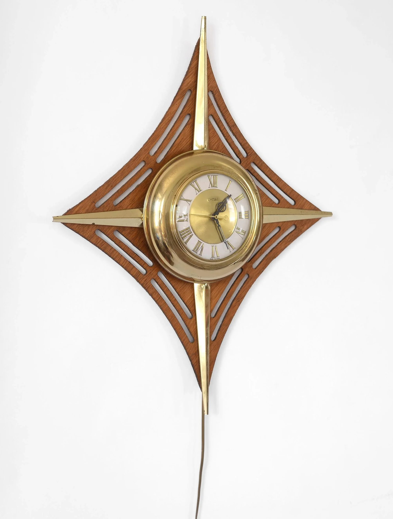 1950s United Mid Century Laminated Teak & Brass Diamond-Shaped Clock - 4