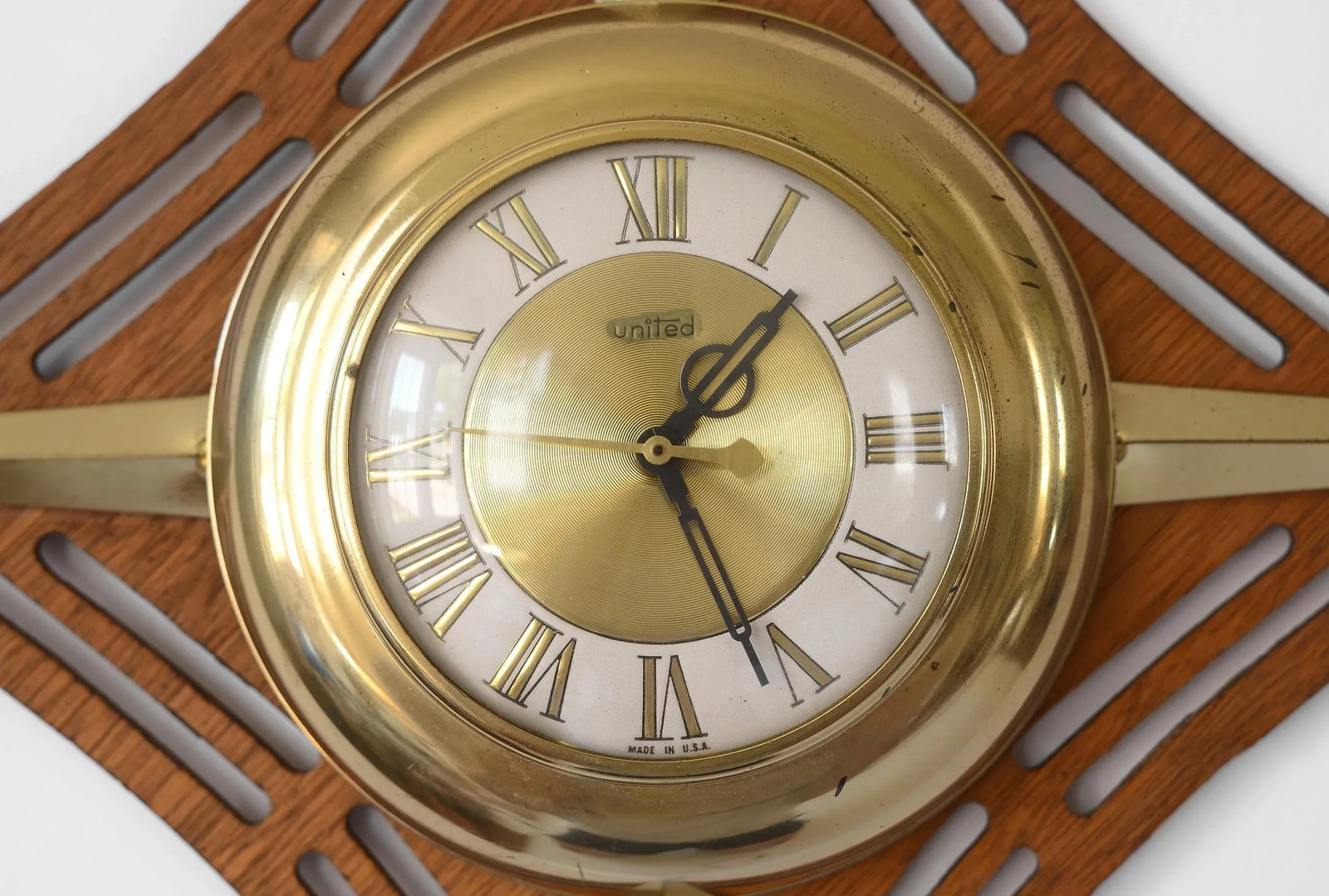 1950s United Mid Century Laminated Teak & Brass Diamond-Shaped Clock - 5