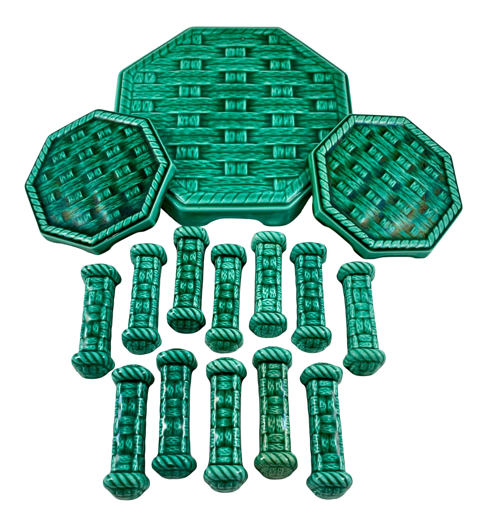 Digoin Sarreguemines Majolica Table Set - Trivet, Coasters & Knife Rests, 15 Pieces: A French trivet, coaster, and knife rest set from Digoin Sarreguemines, France, circa 1950s. A marvelous, complete set for entertaining. Fabulous color! A green majolica glaze on a basket weave mold,