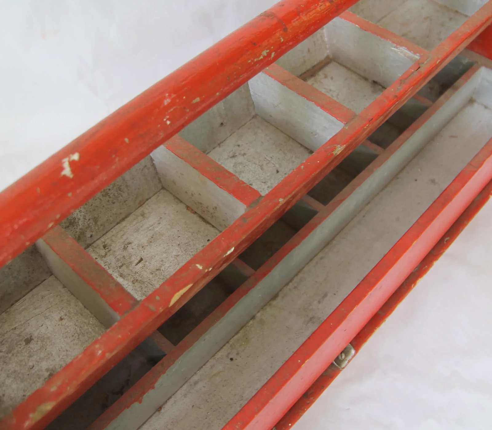 Vintage Red and Silver Wood Carryall - 5