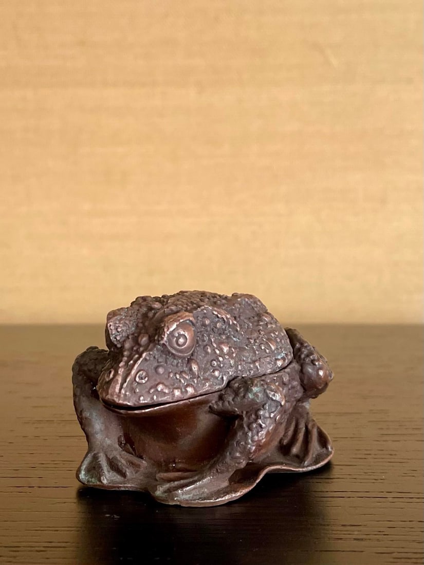 Vintage Japanese Cast-Metal Toad Trinket Box - 2