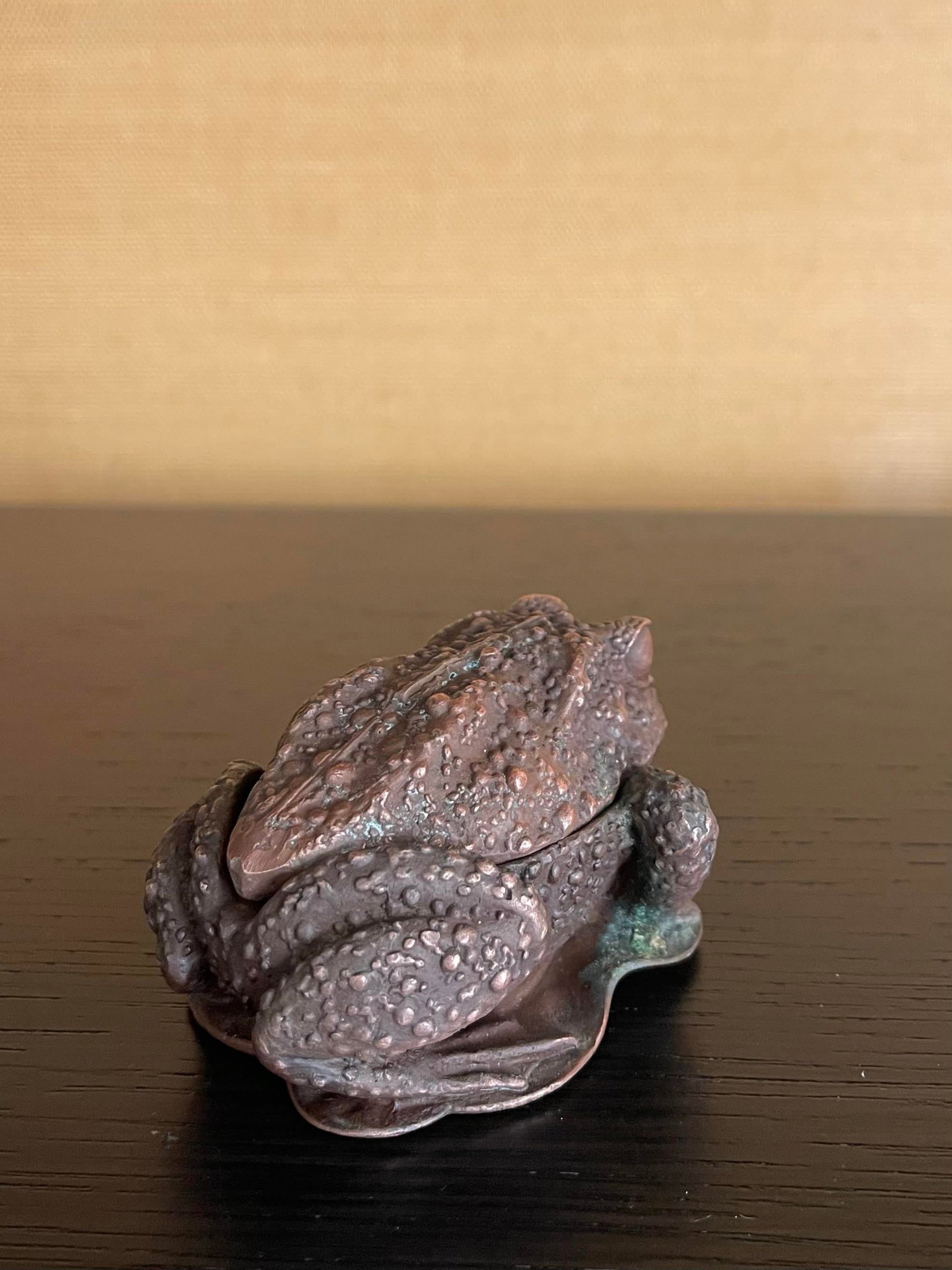 Vintage Japanese Cast-Metal Toad Trinket Box - 8