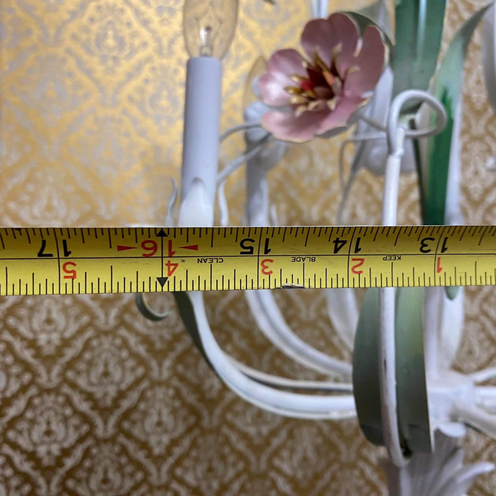 1970s Italian Palm Beach Regency Porcelain Crane Metal Painted Tole Floral Lamp - 9