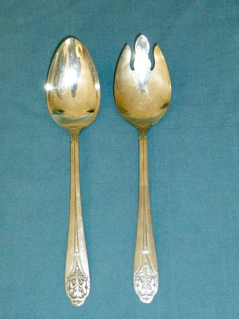 Art Nouveau National Silver Co. "Claudia" Silver Plate Flatware 7 Complete Place Settings With Servi - 6