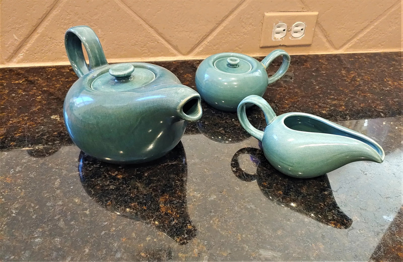 Mid-Century Modern Russel Wright Tea Set - 3 Pieces - 4