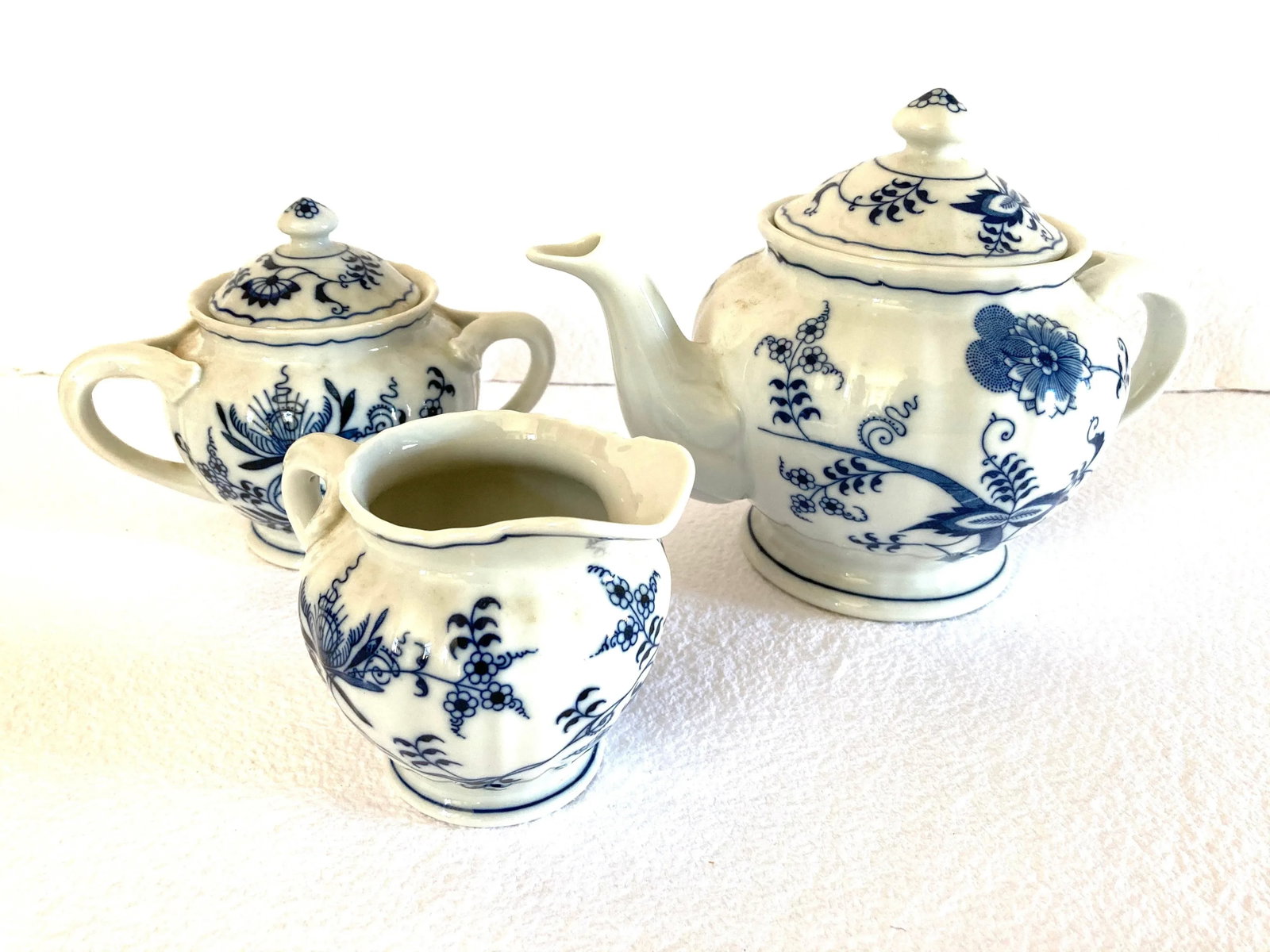 Vintage 1990s Blue Danube Porcelain Tea Pot/Cream/Sugar, Japan - 3 Pieces - 6