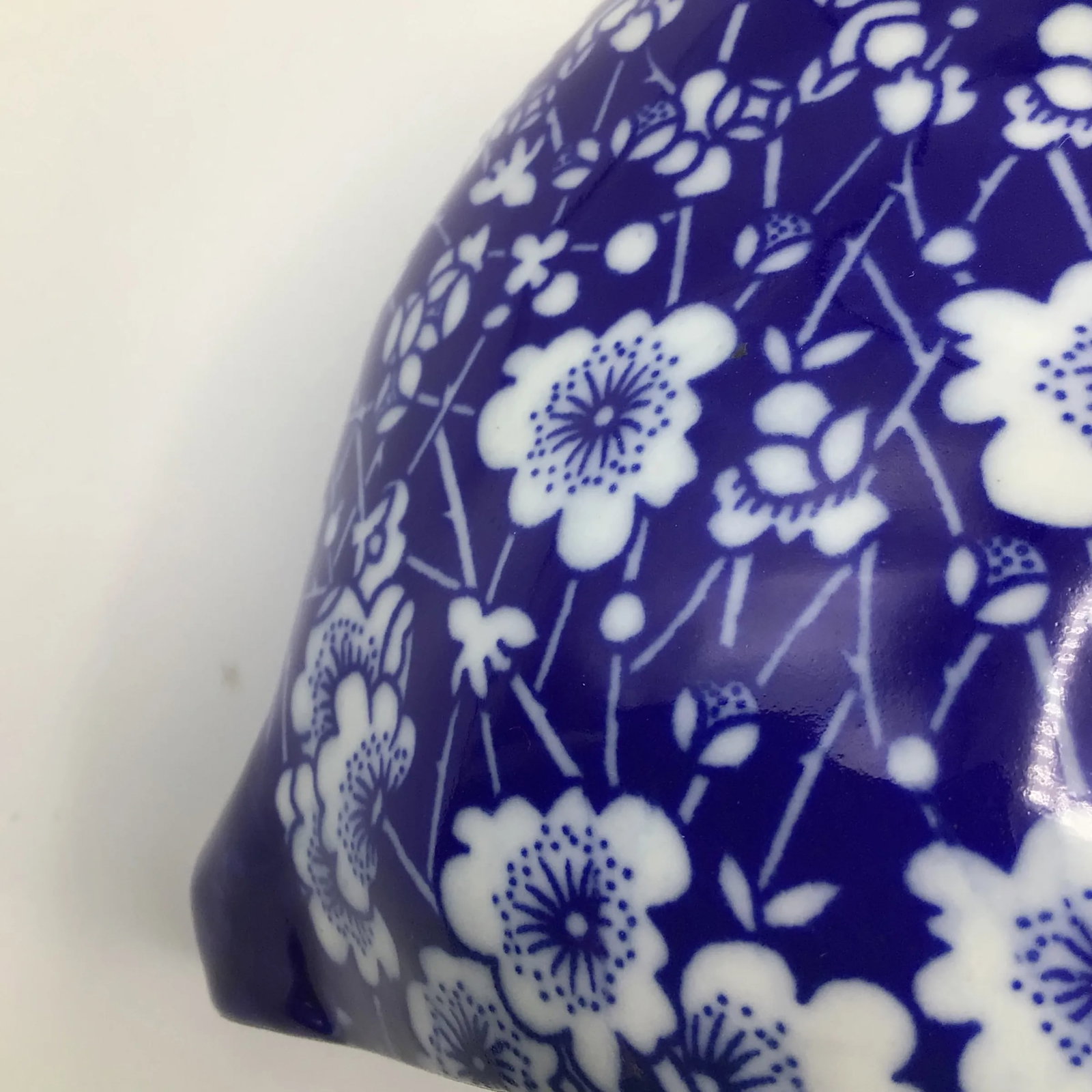 Vintage Chintz Porcelain Blue and White Floral Calico Kitten - 11